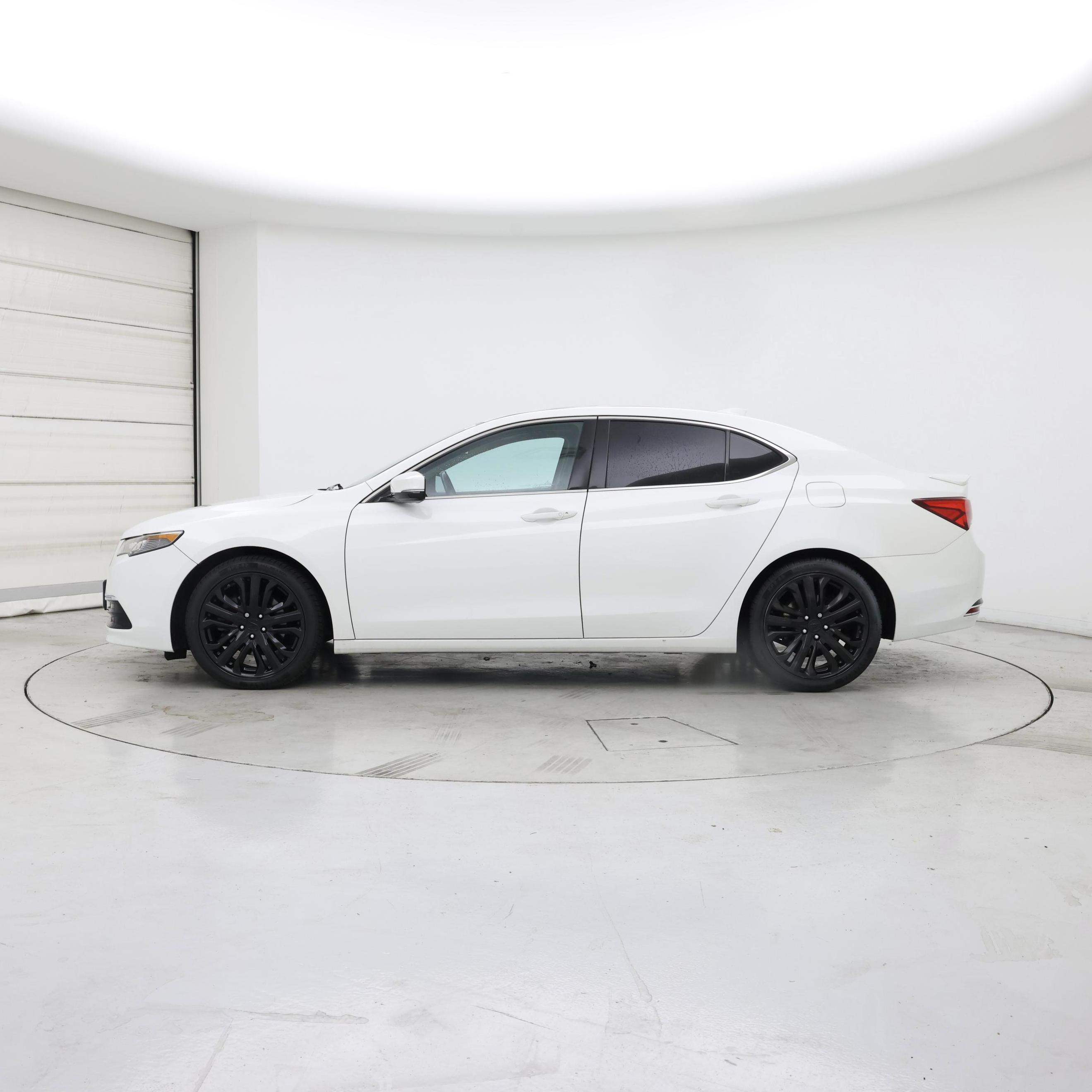 Thumbnail: 2016 Acura TLX - 3