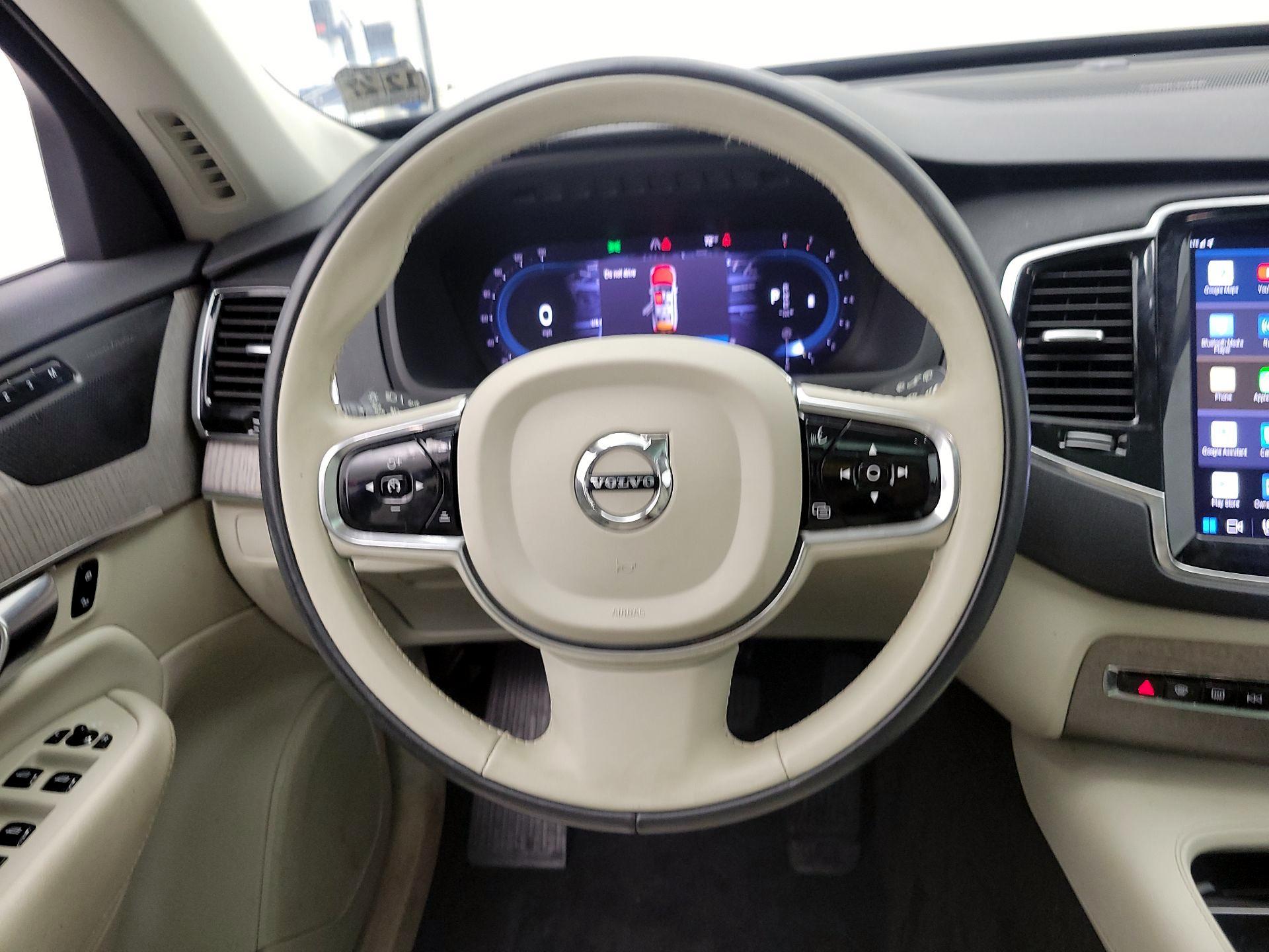 Thumbnail: 2023 Volvo XC90 - 10