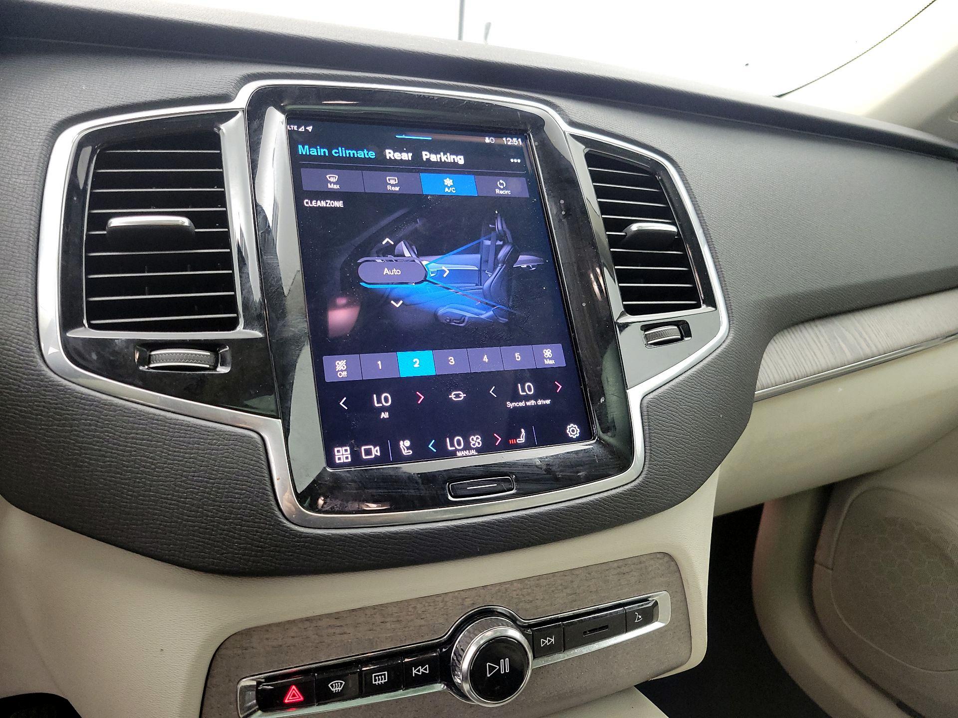 Thumbnail: 2023 Volvo XC90 - 16