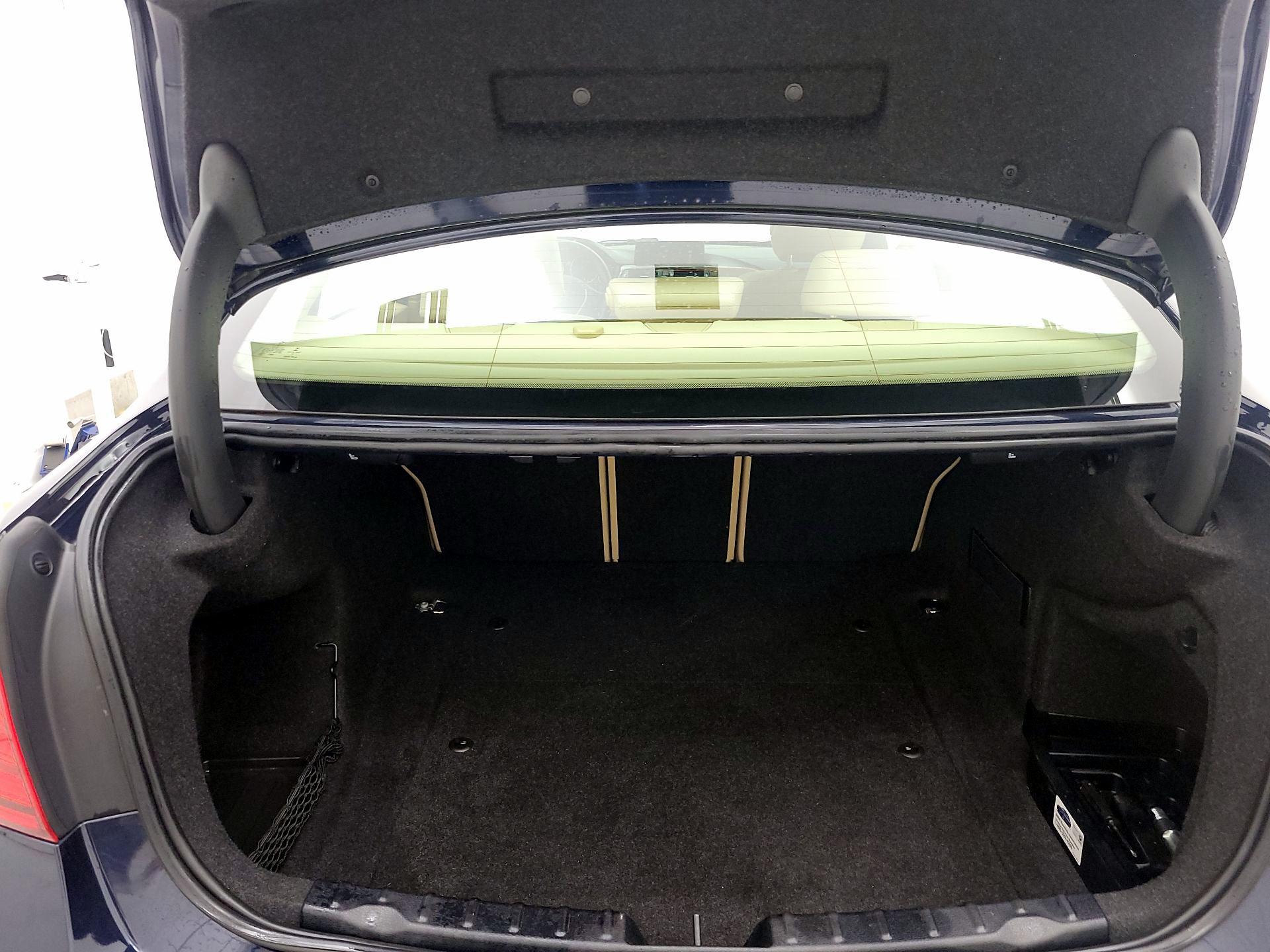 Thumbnail: 2015 BMW 3 Series - 20