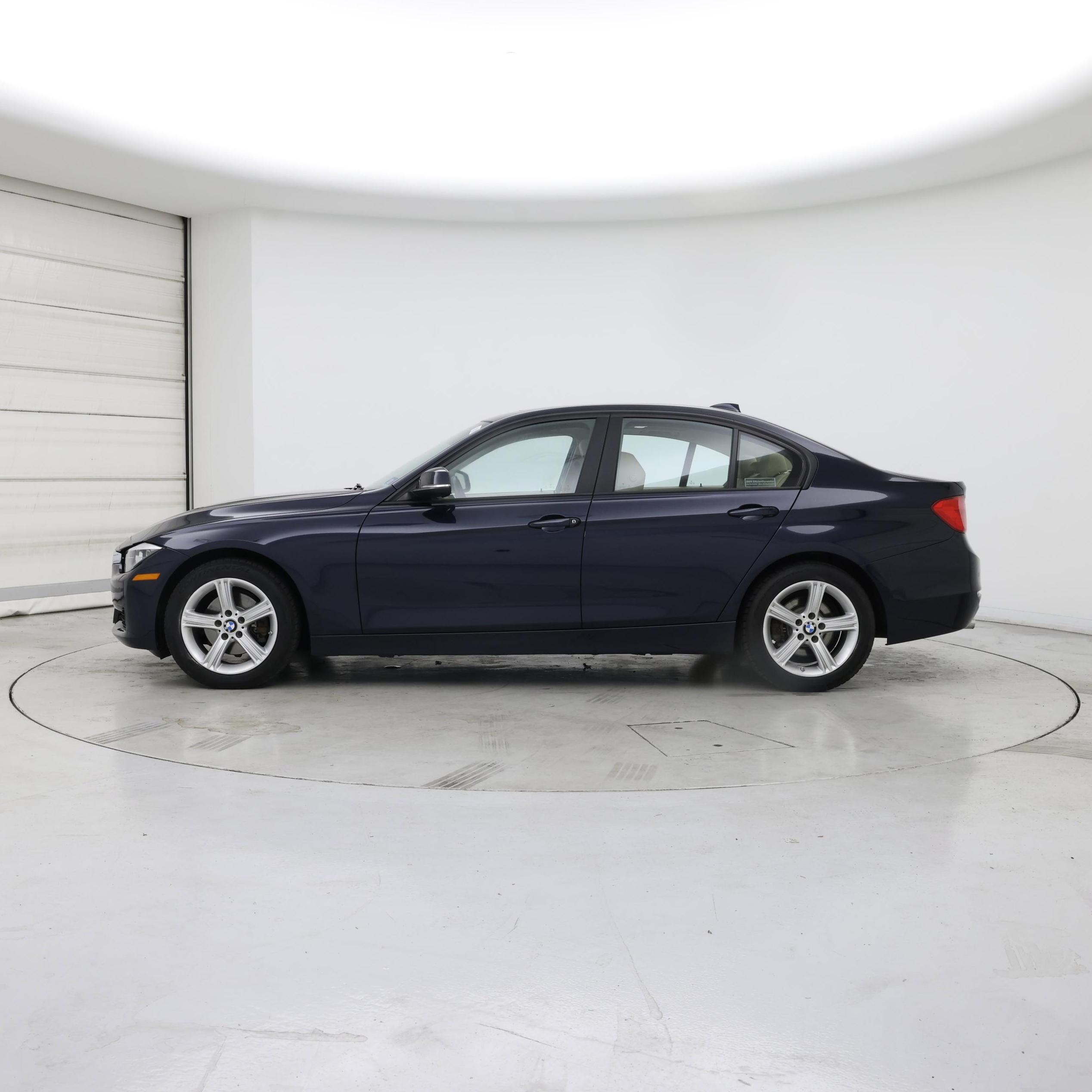 Thumbnail: 2015 BMW 3 Series - 3