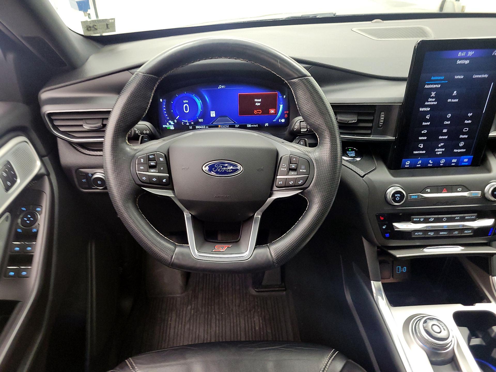 Thumbnail: 2020 Ford Explorer - 10