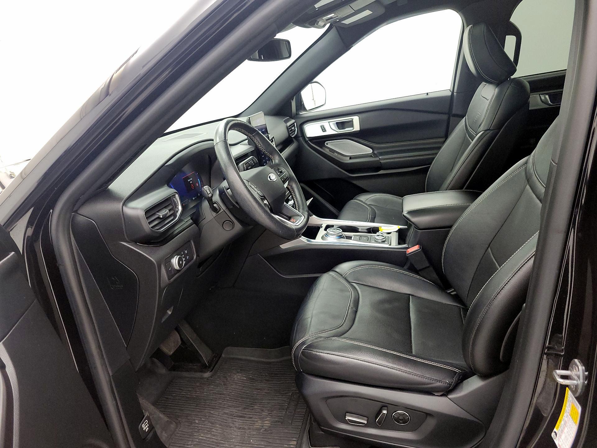 Thumbnail: 2020 Ford Explorer - 11