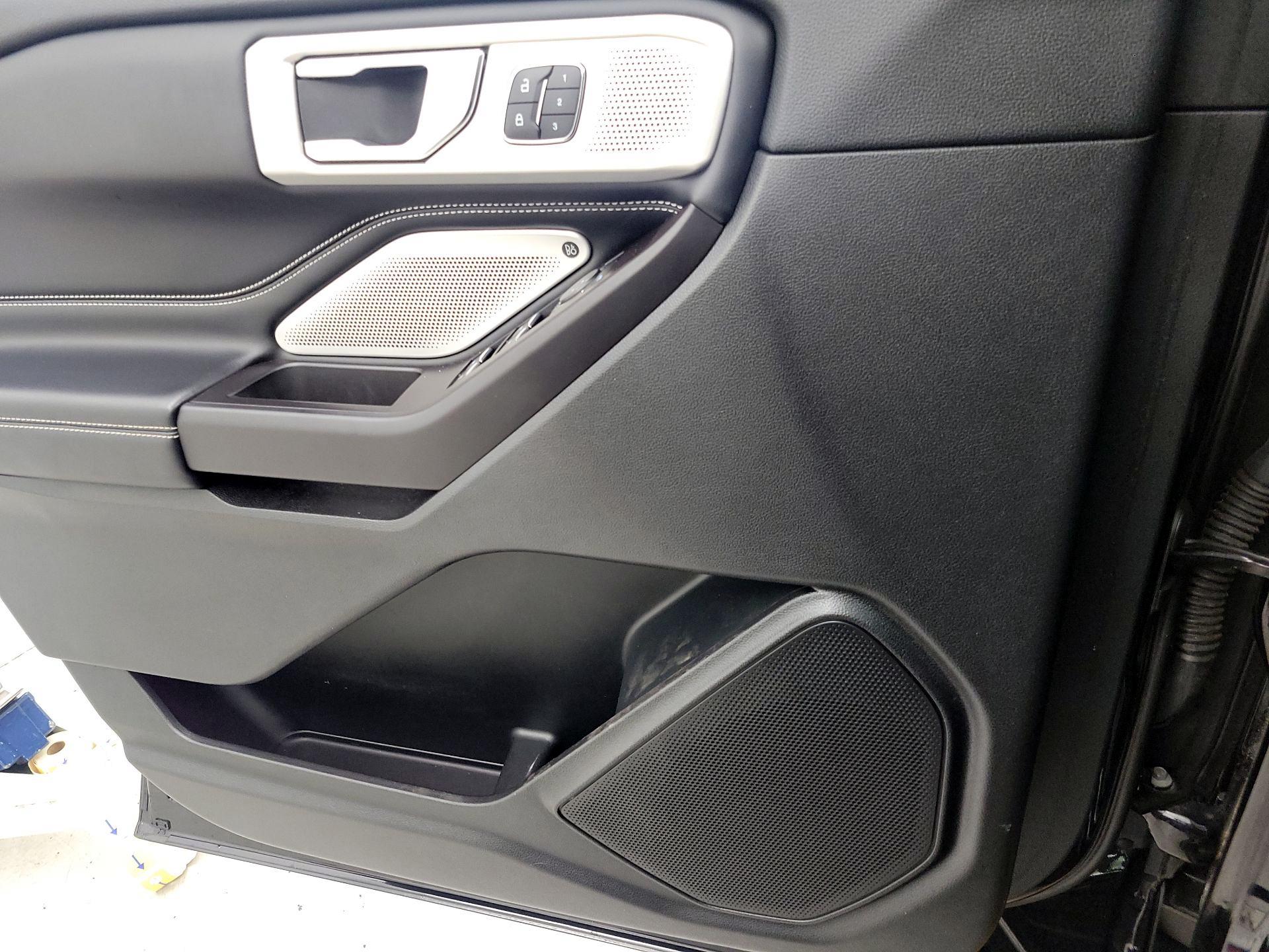 Thumbnail: 2020 Ford Explorer - 12