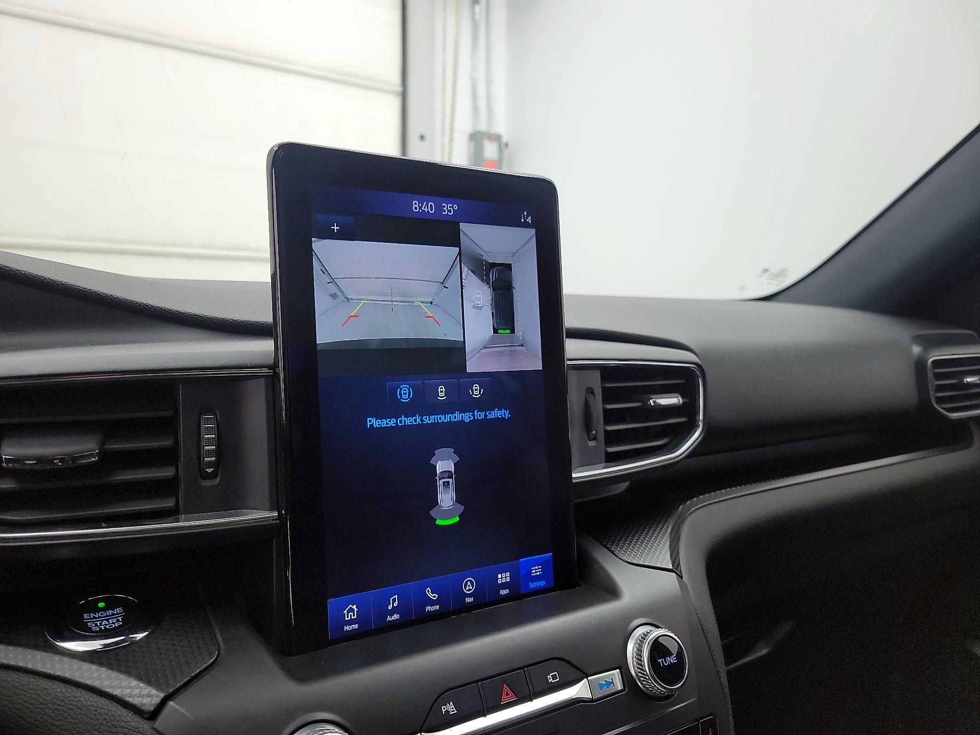 Thumbnail: 2020 Ford Explorer - 14