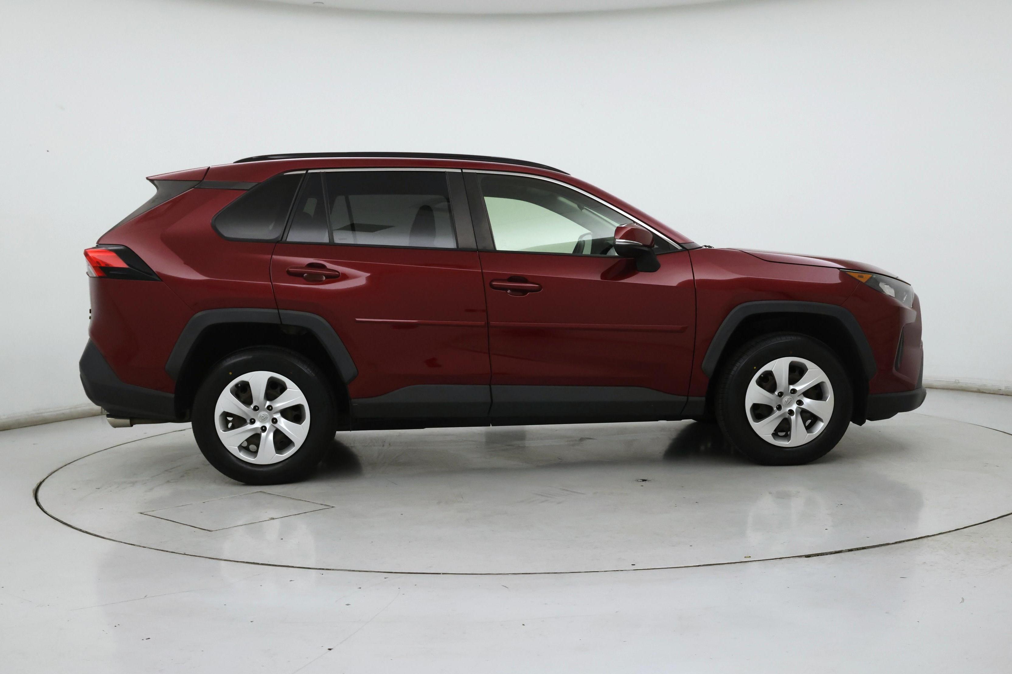 Thumbnail: 2020 Toyota RAV4 - 7