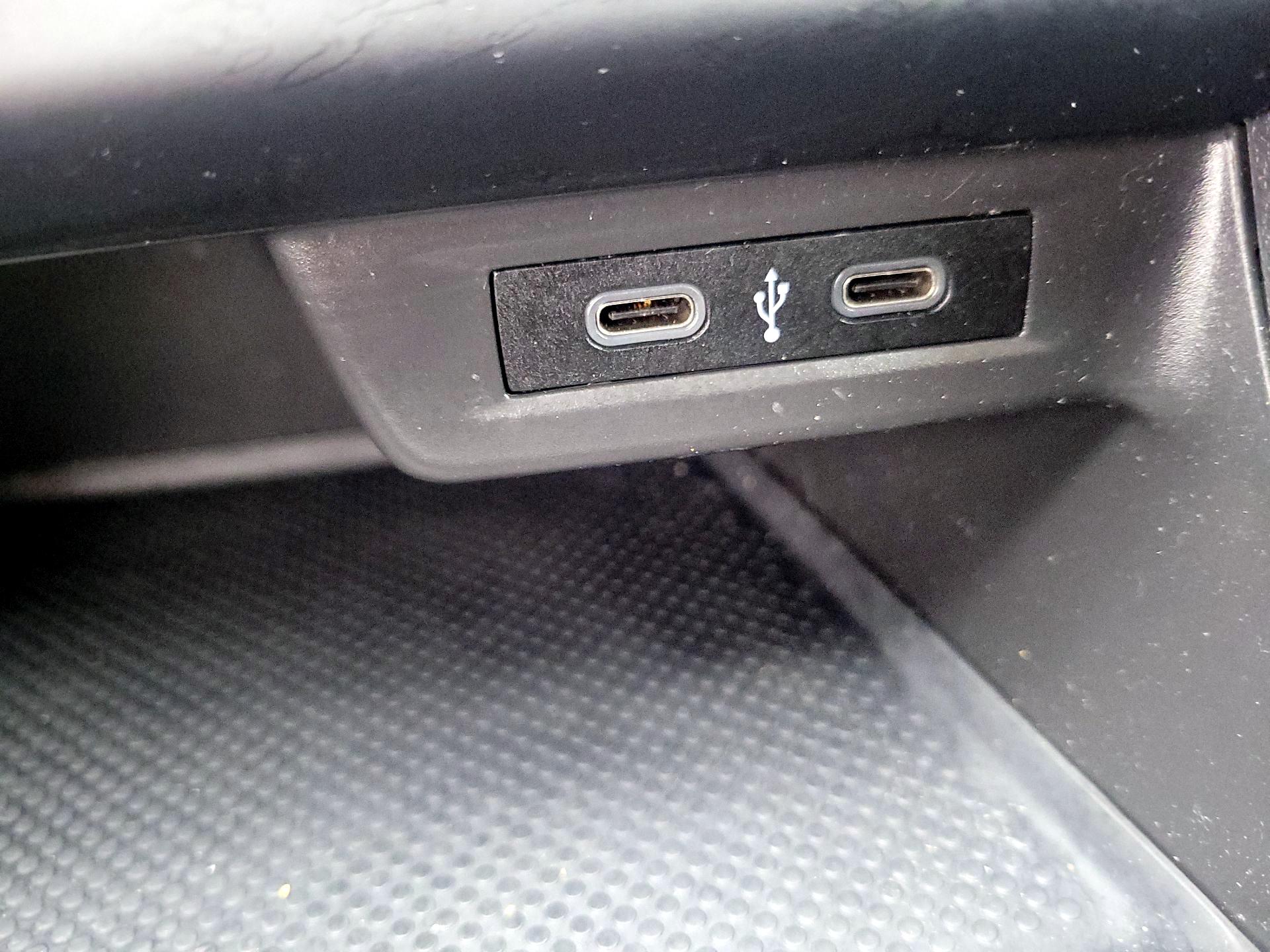 Thumbnail: 2022 Volkswagen Jetta - 18