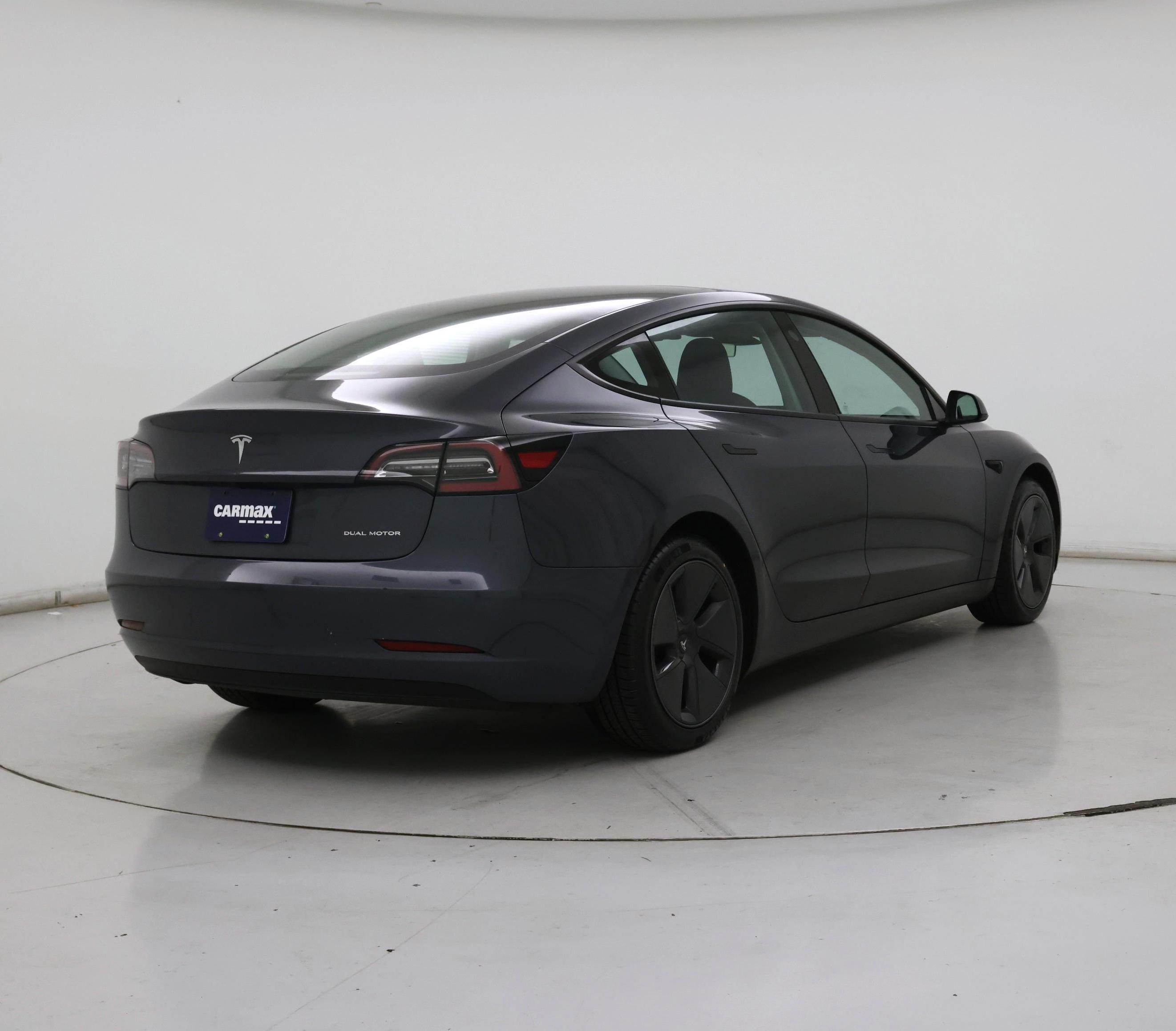 Thumbnail: 2023 Tesla Model 3 - 8
