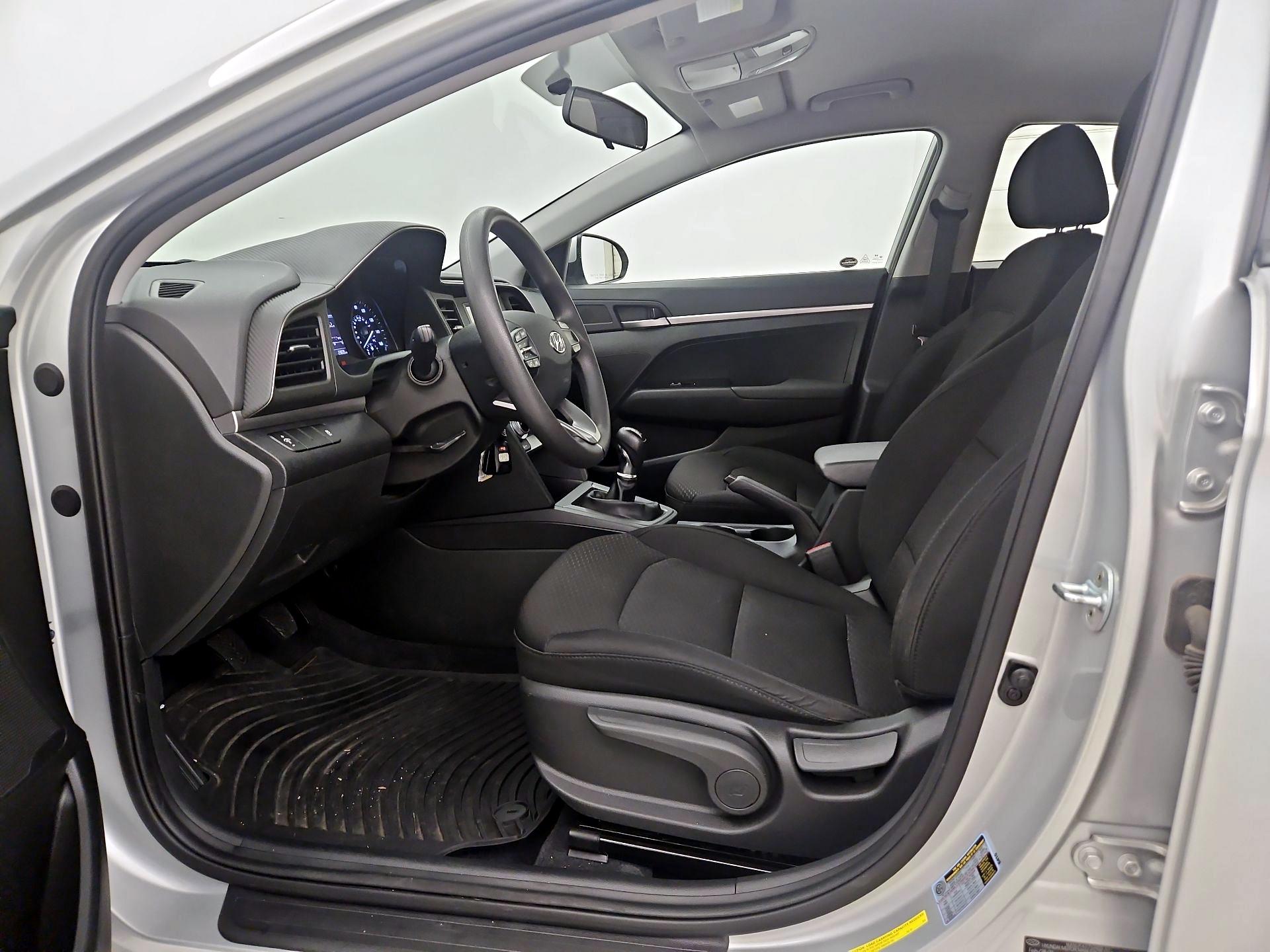 Thumbnail: 2019 Hyundai Elantra - 11