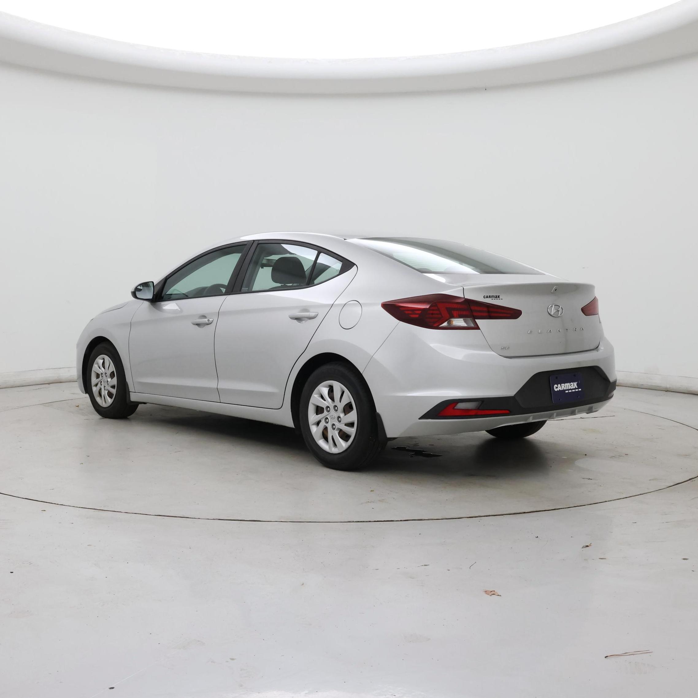 Thumbnail: 2019 Hyundai Elantra - 2