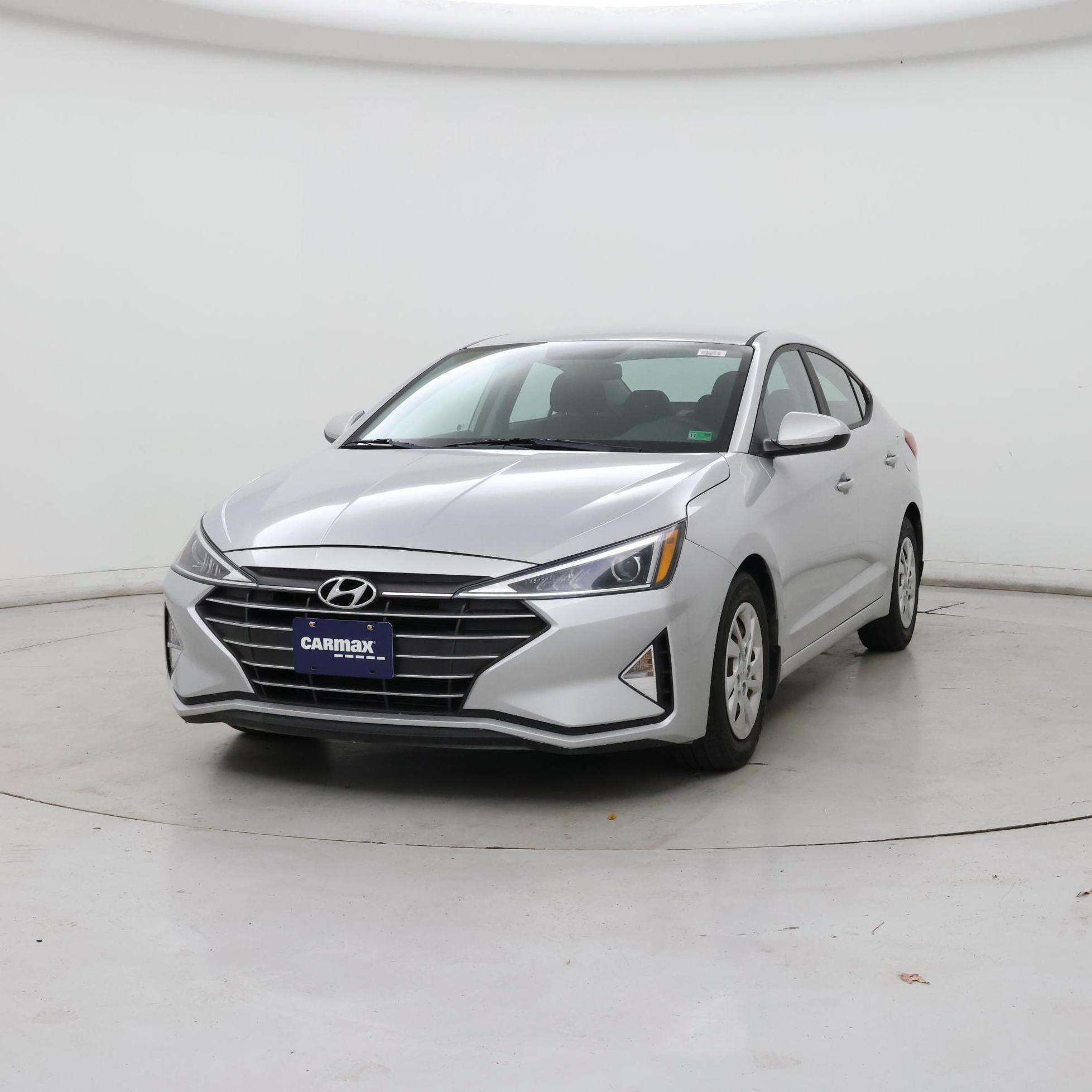 Thumbnail: 2019 Hyundai Elantra - 4