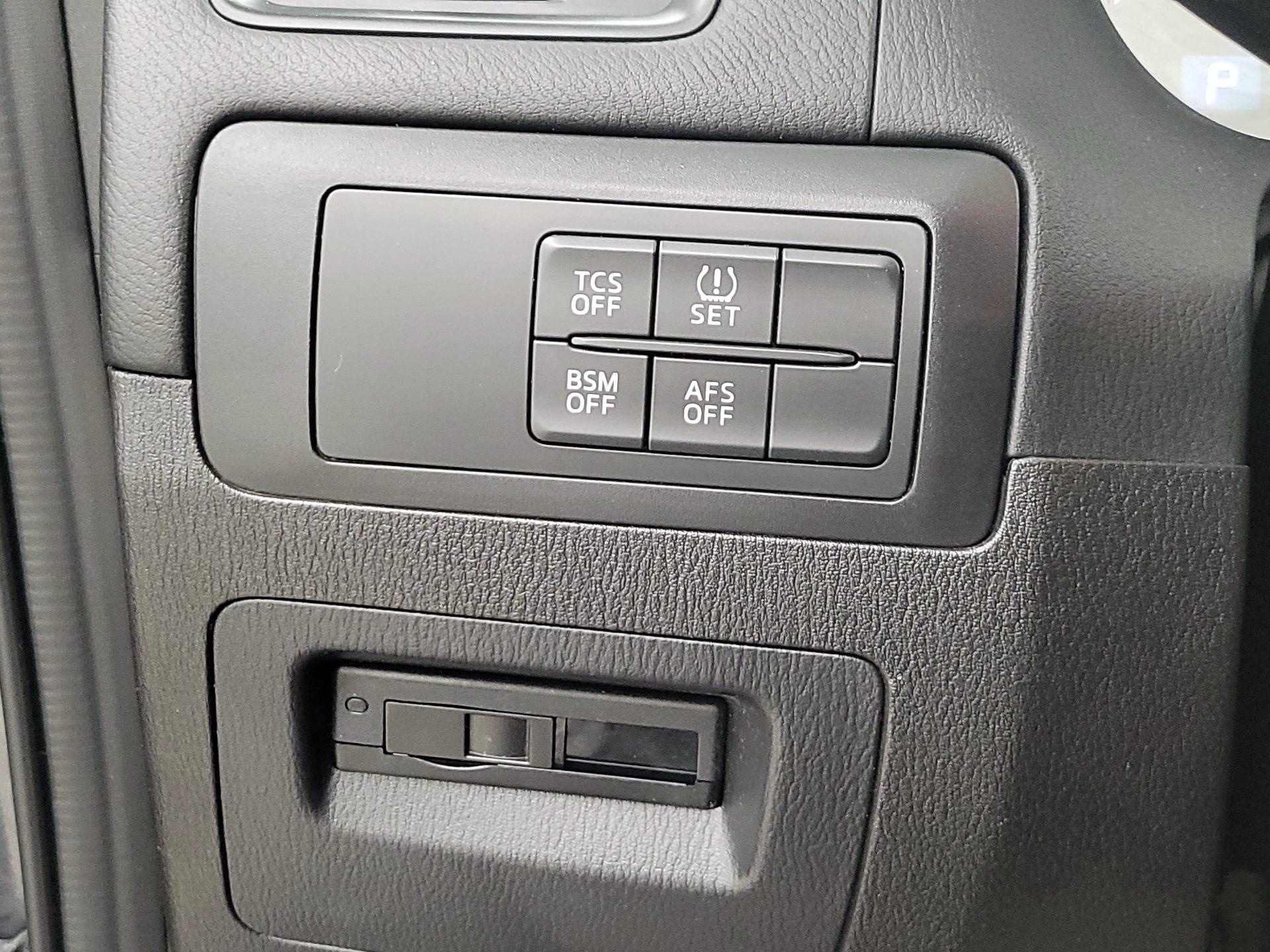 Thumbnail: 2015 Mazda CX-5 - 13