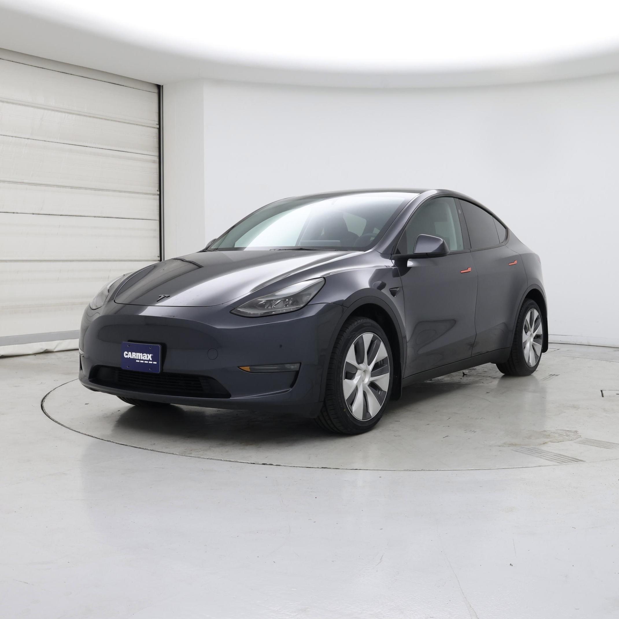 Thumbnail: 2024 Tesla Model Y - 4