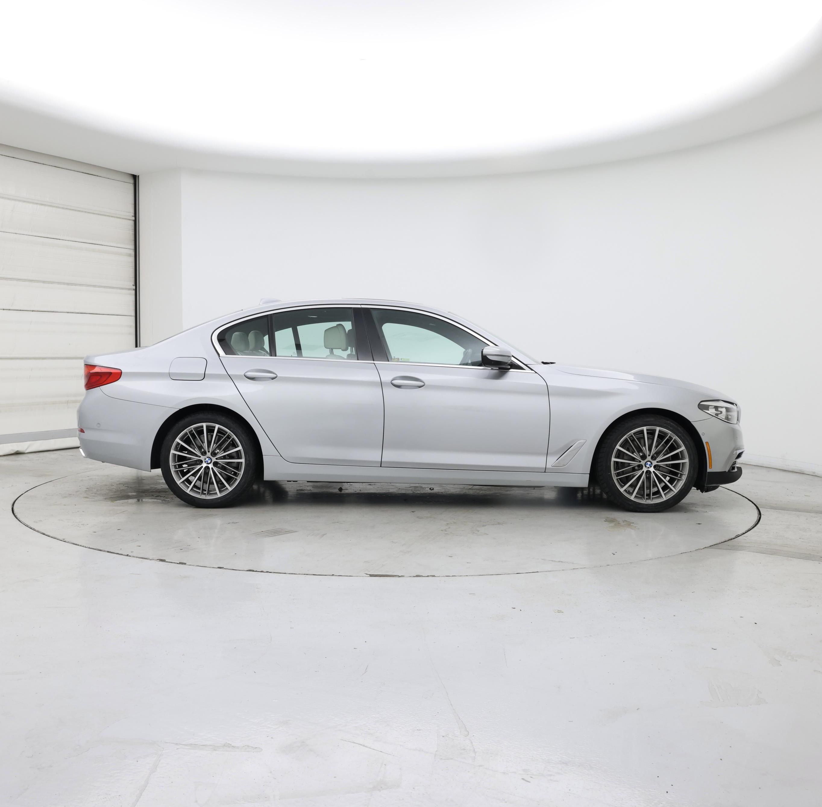 Thumbnail: 2020 BMW 5 Series - 7