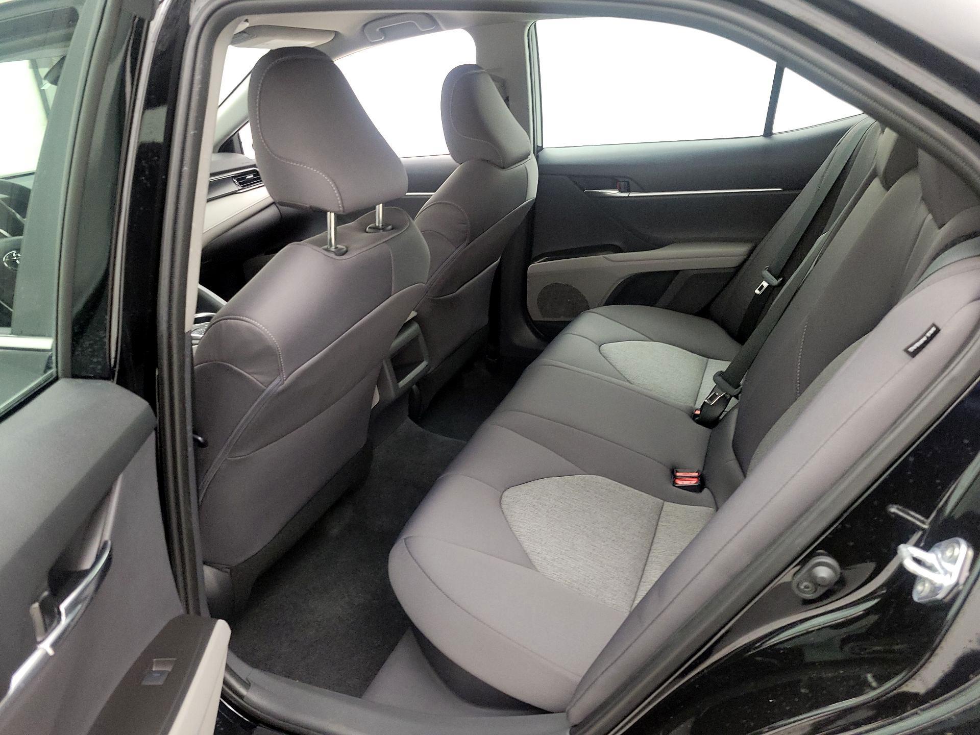 Thumbnail: 2022 Toyota Camry - 19