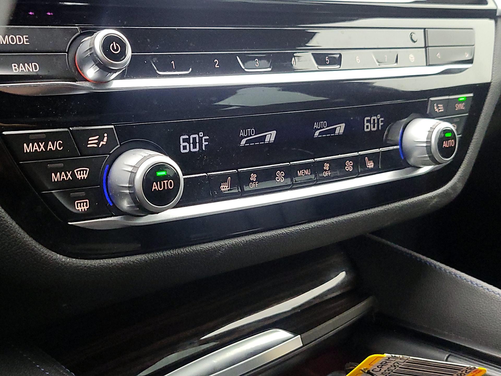 Thumbnail: 2020 BMW 5 Series - 17