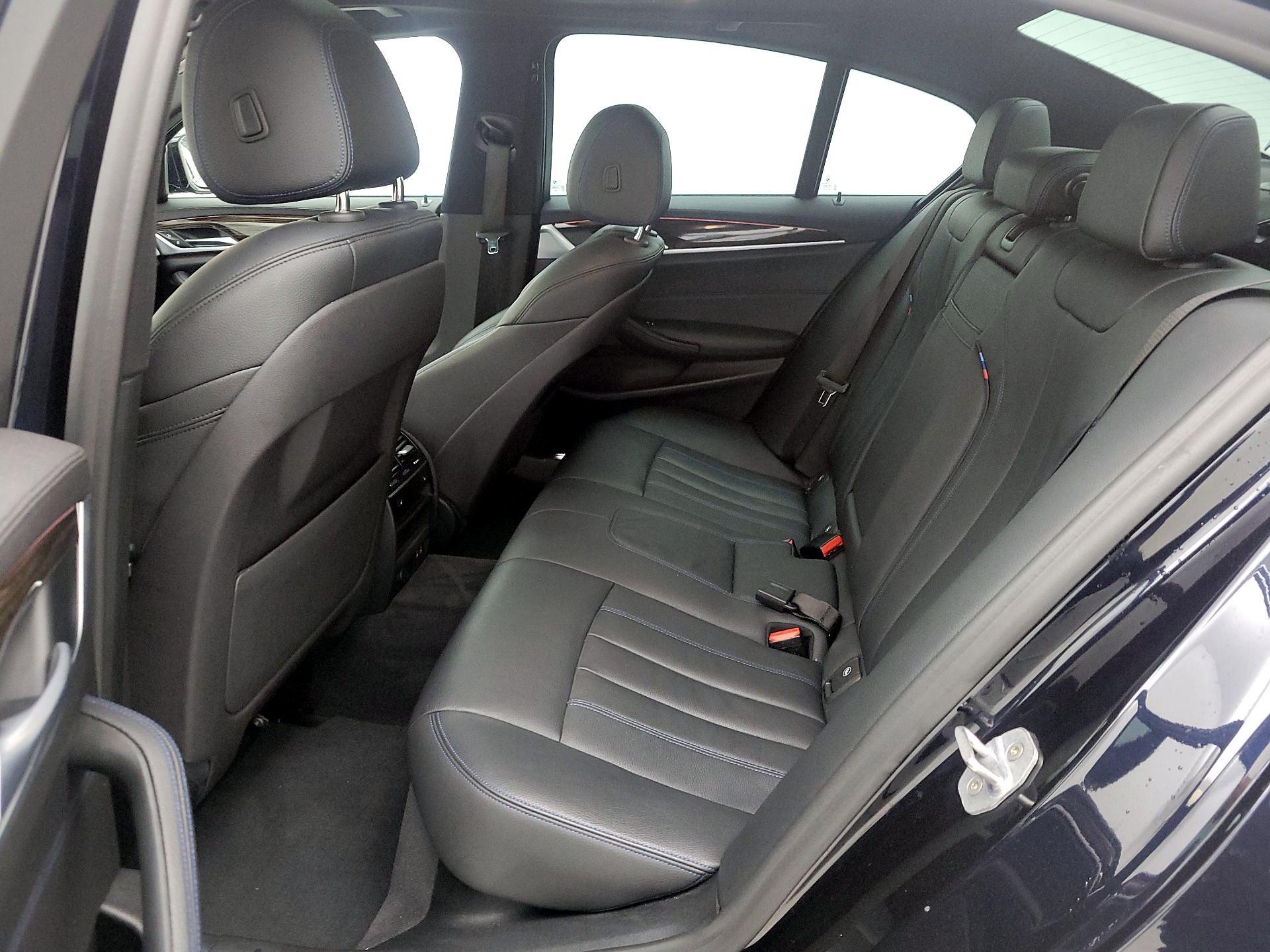 Thumbnail: 2020 BMW 5 Series - 20