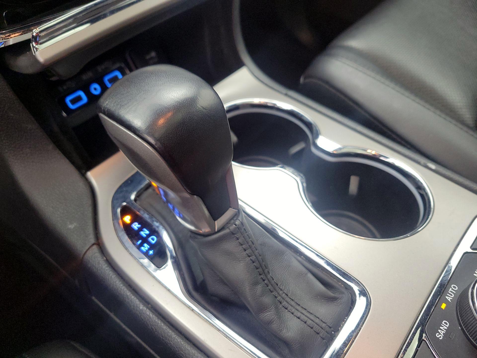 Thumbnail: 2021 Jeep Grand Cherokee - 17