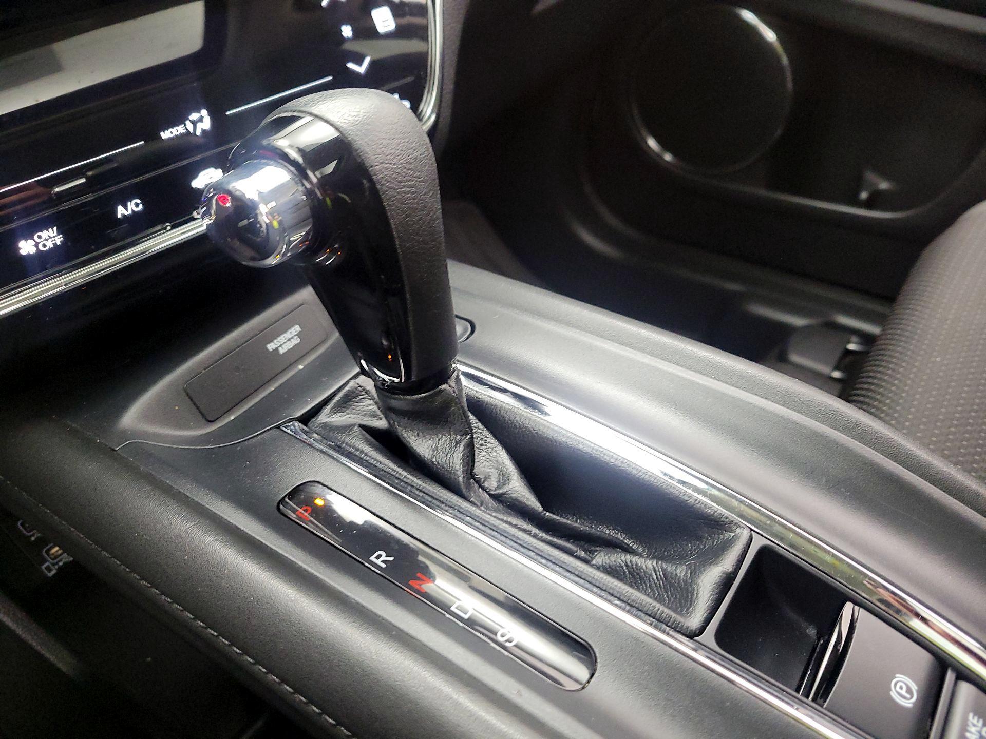 Thumbnail: 2022 Honda HR-V - 17