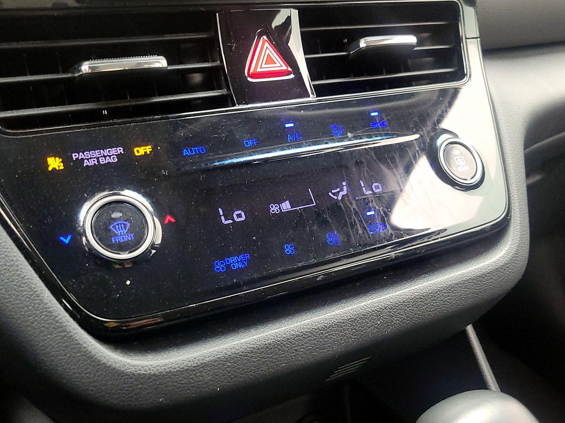 Thumbnail: 2020 Hyundai Ioniq - 16