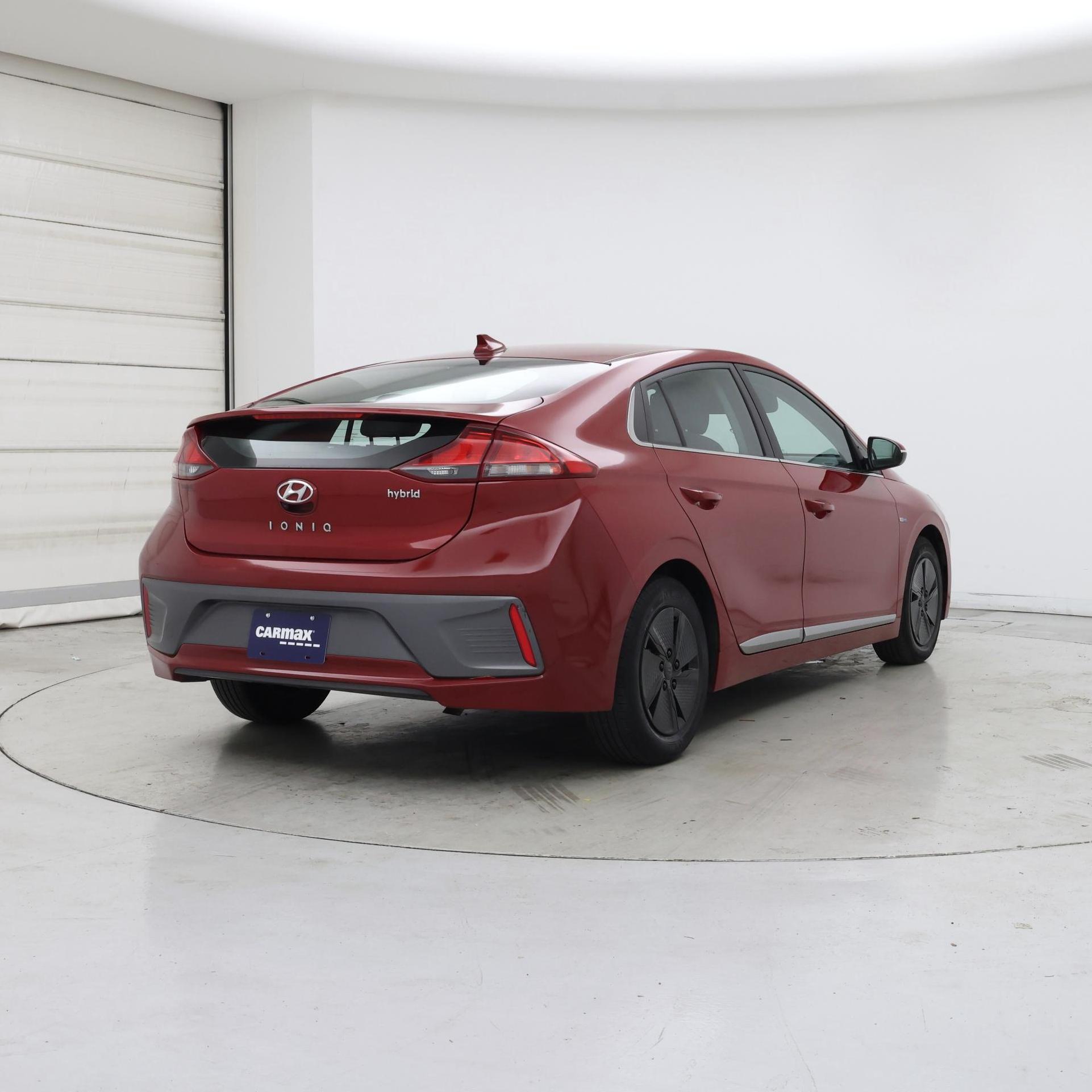 Thumbnail: 2020 Hyundai Ioniq - 8