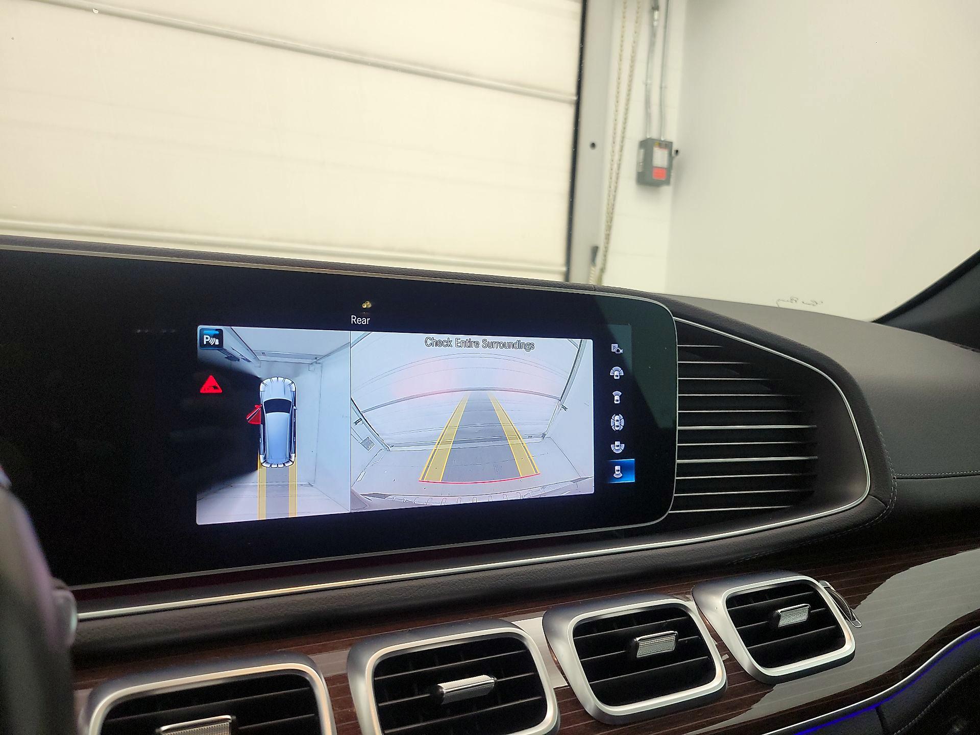 Thumbnail: 2021 Mercedes-Benz GLS - 14