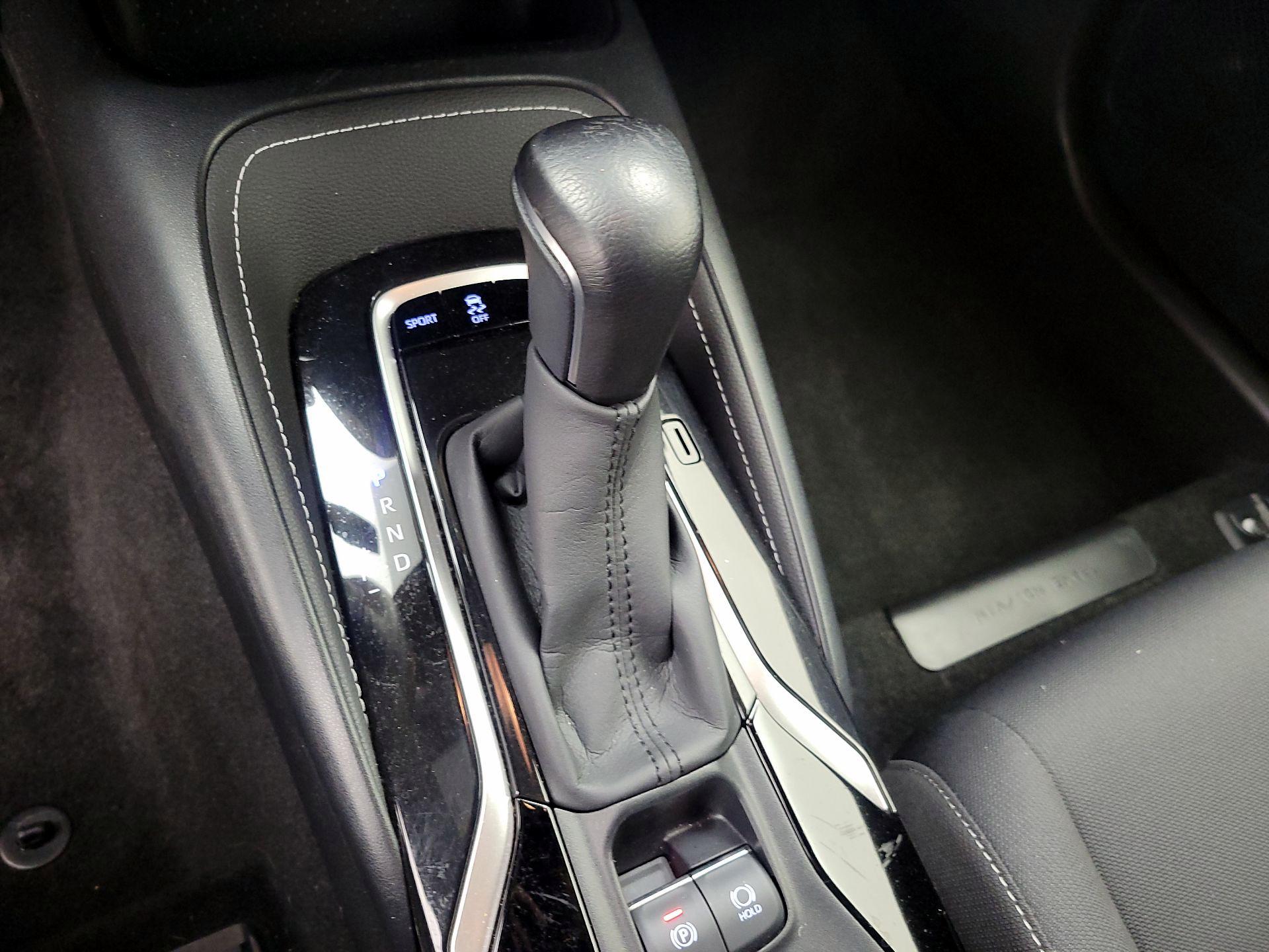 Thumbnail: 2021 Toyota Corolla - 17