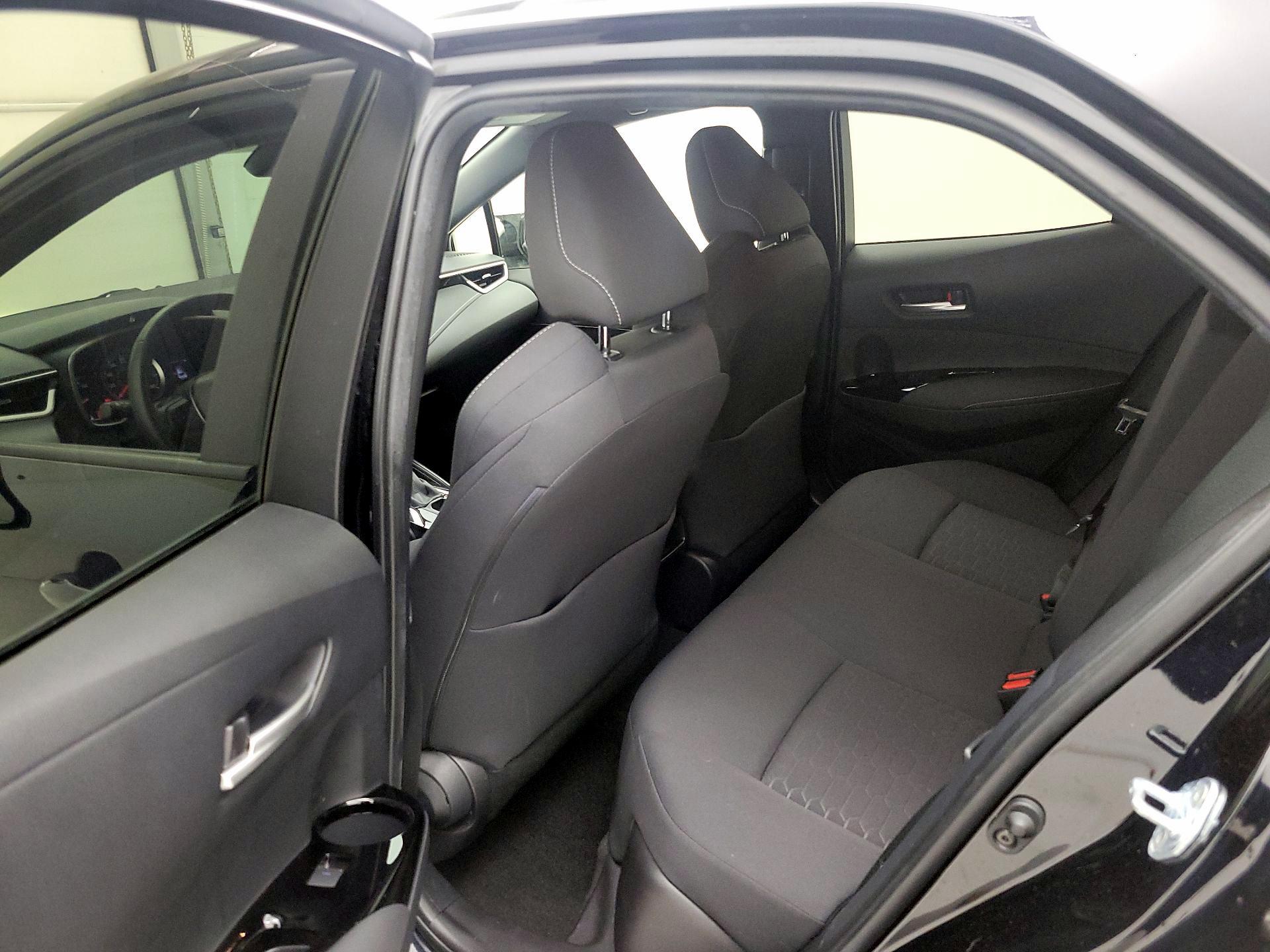 Thumbnail: 2021 Toyota Corolla - 18