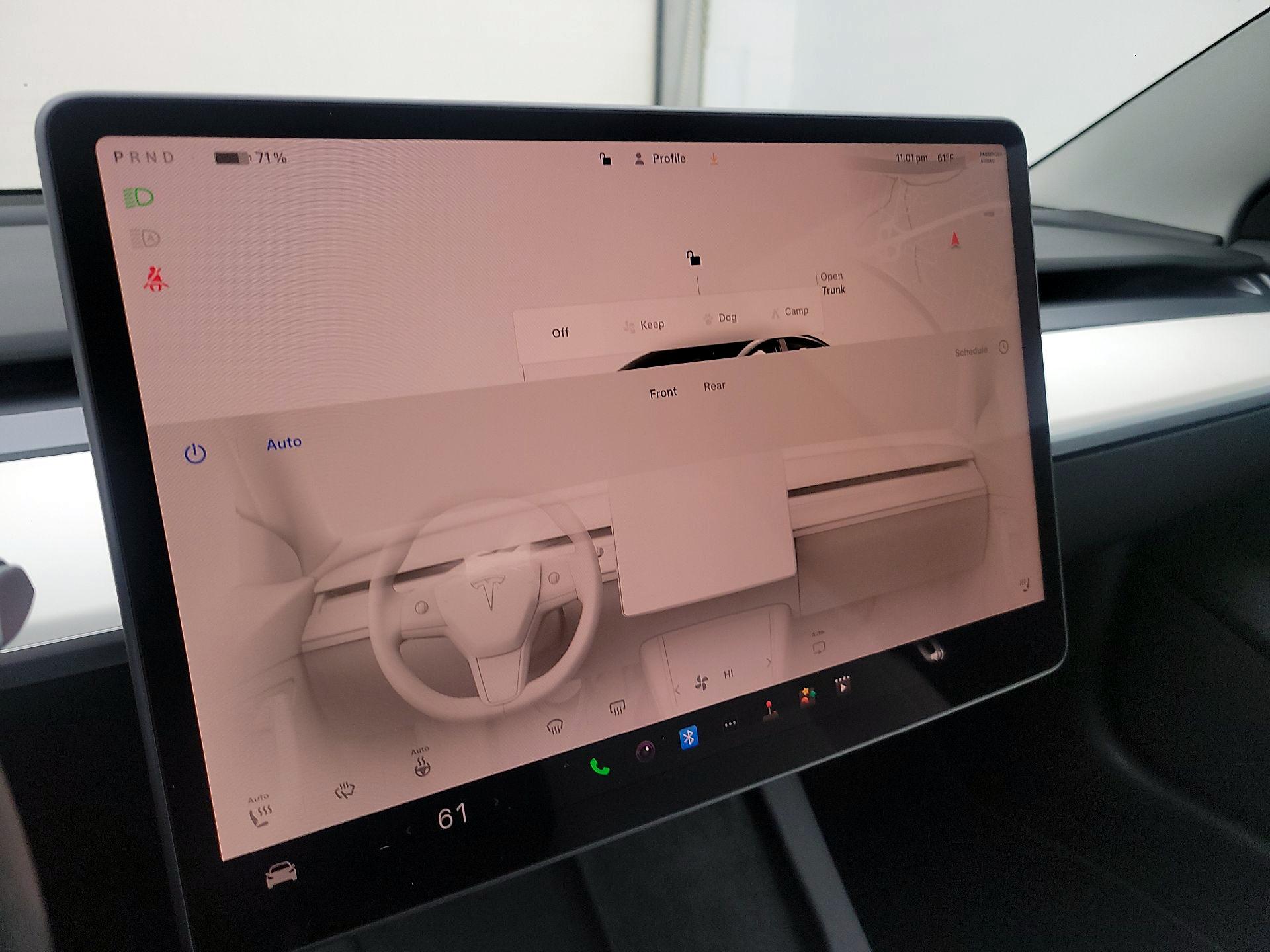 Thumbnail: 2023 Tesla Model 3 - 16