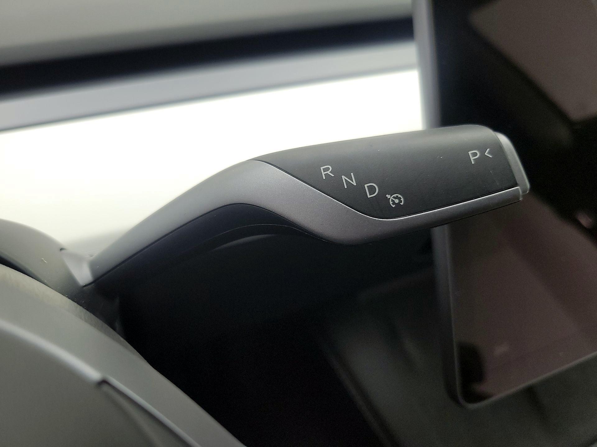 Thumbnail: 2023 Tesla Model 3 - 17