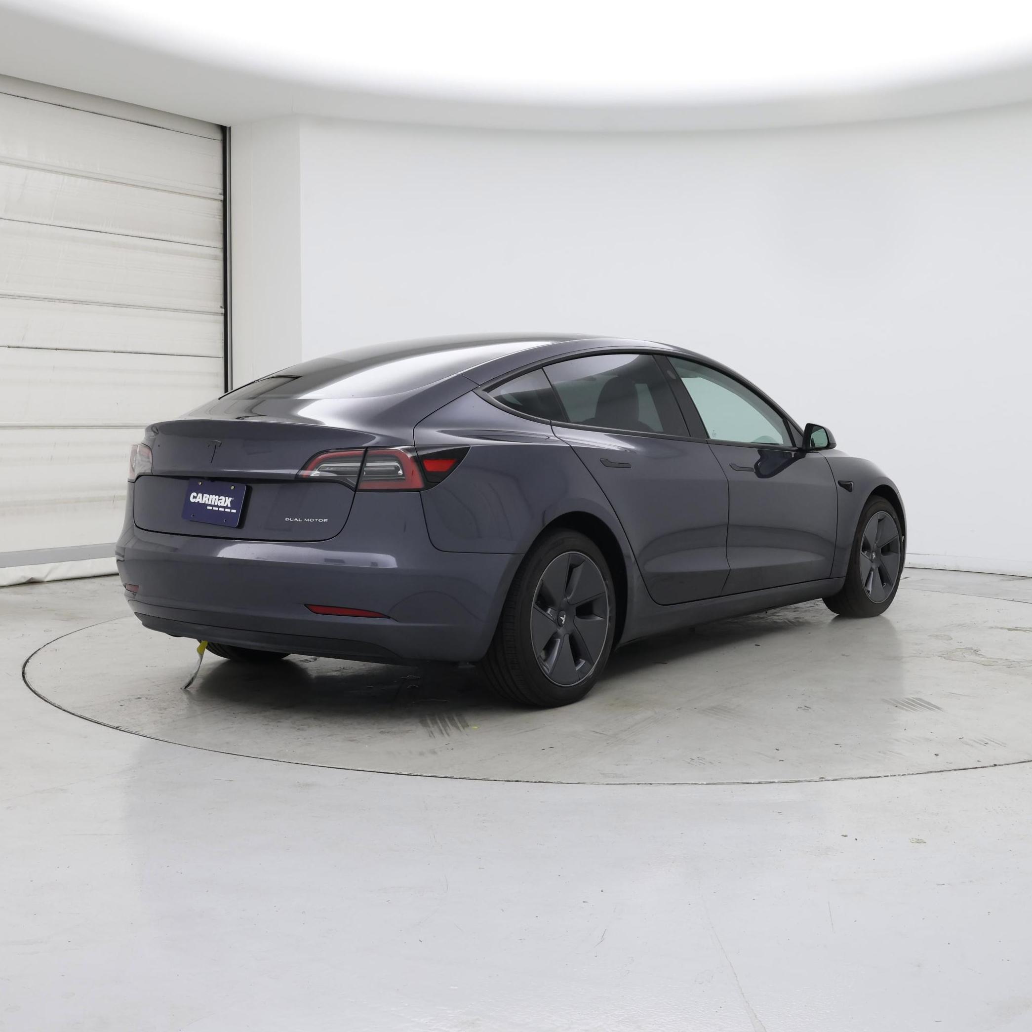 Thumbnail: 2023 Tesla Model 3 - 8
