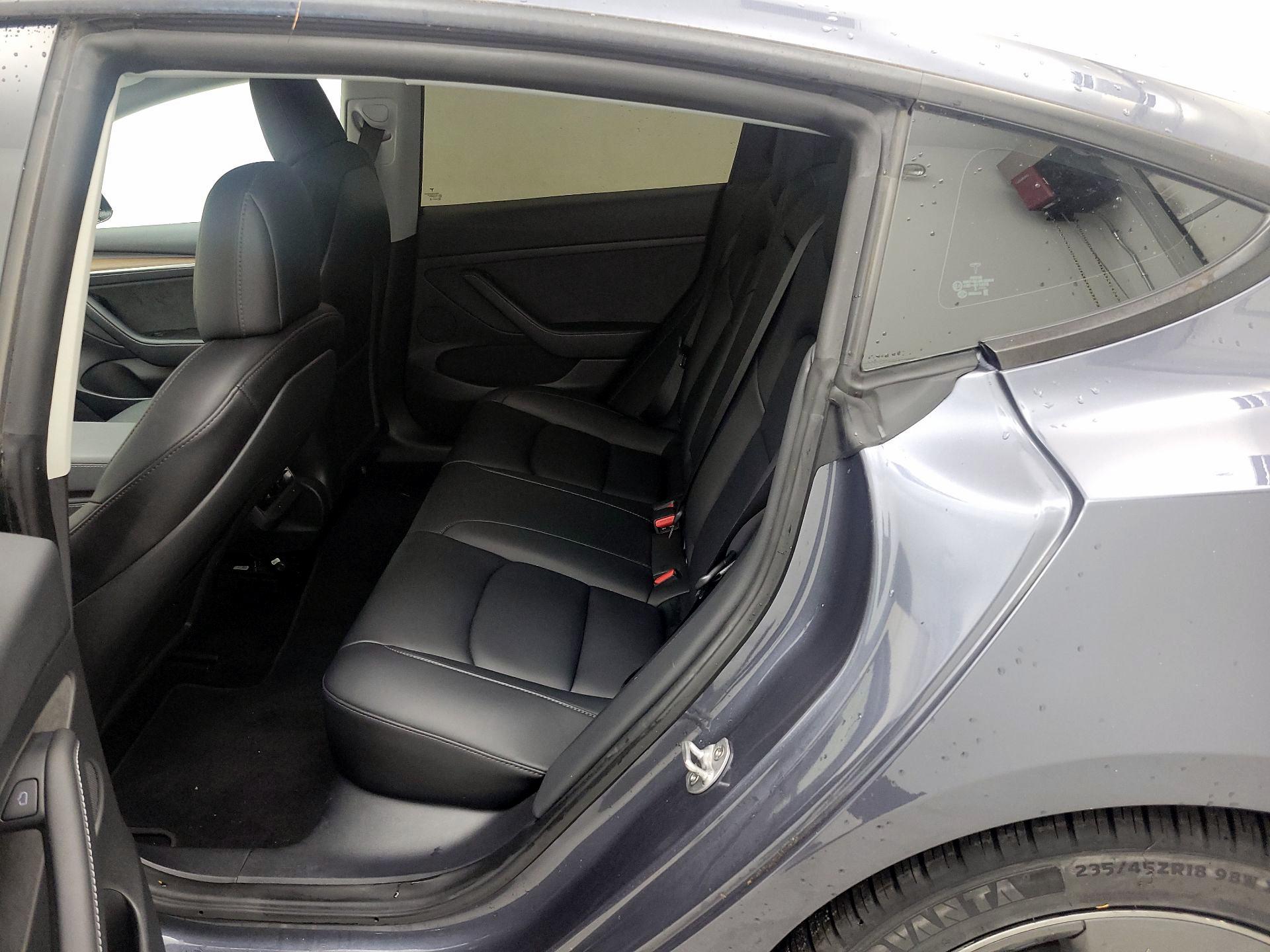 Thumbnail: 2022 Tesla Model 3 - 18