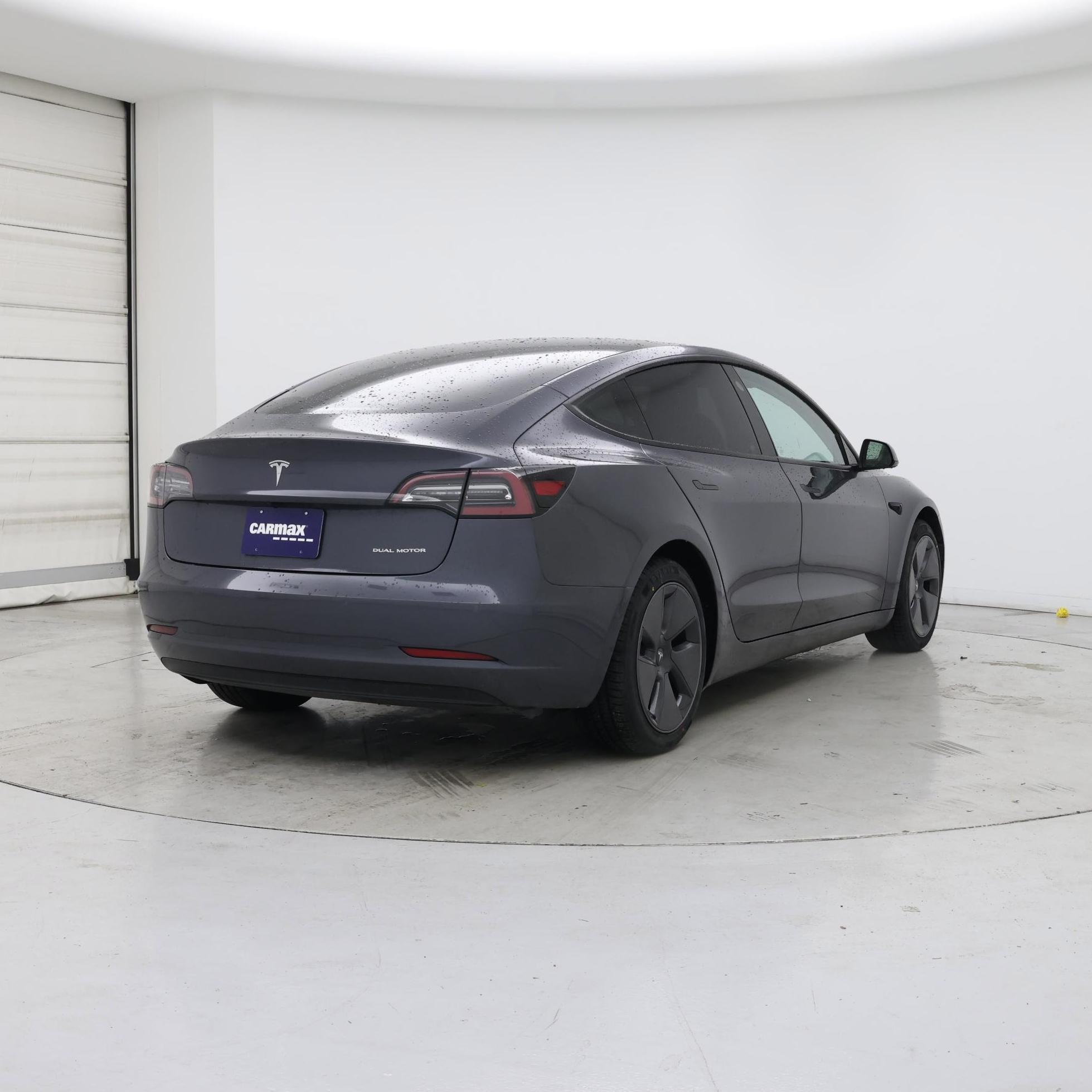 Thumbnail: 2022 Tesla Model 3 - 8