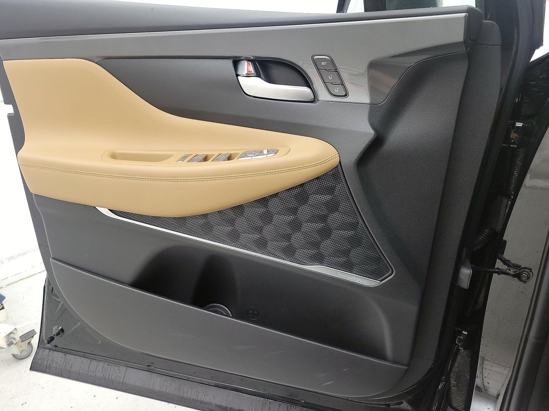 Thumbnail: 2023 Hyundai Santa Fe - 12