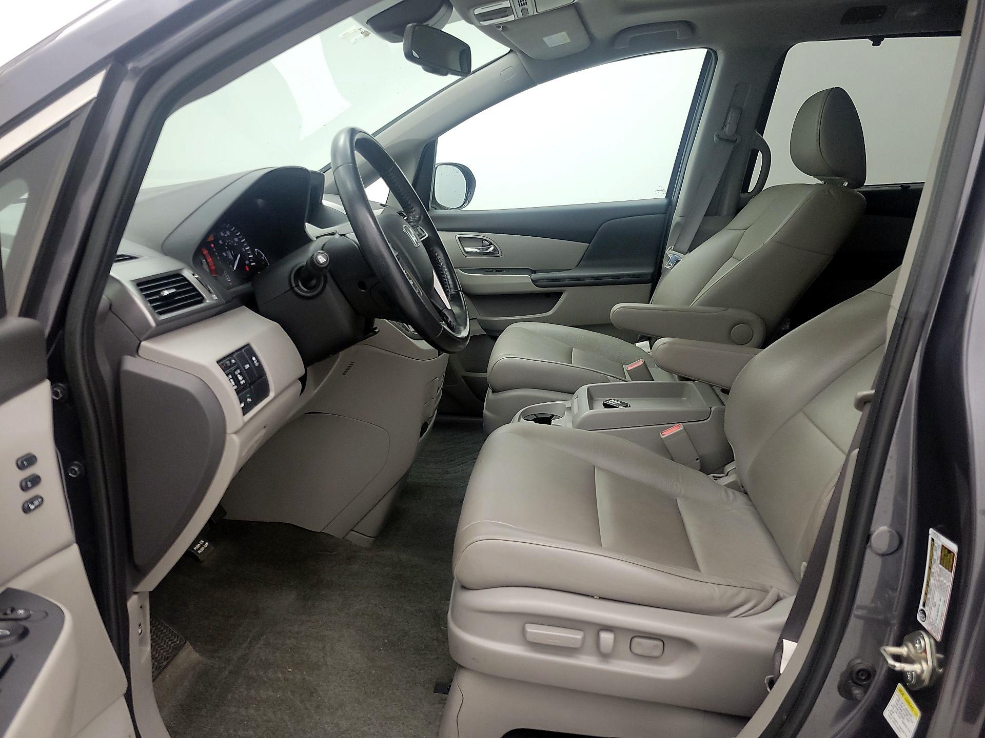 Thumbnail: 2017 Honda Odyssey - 11