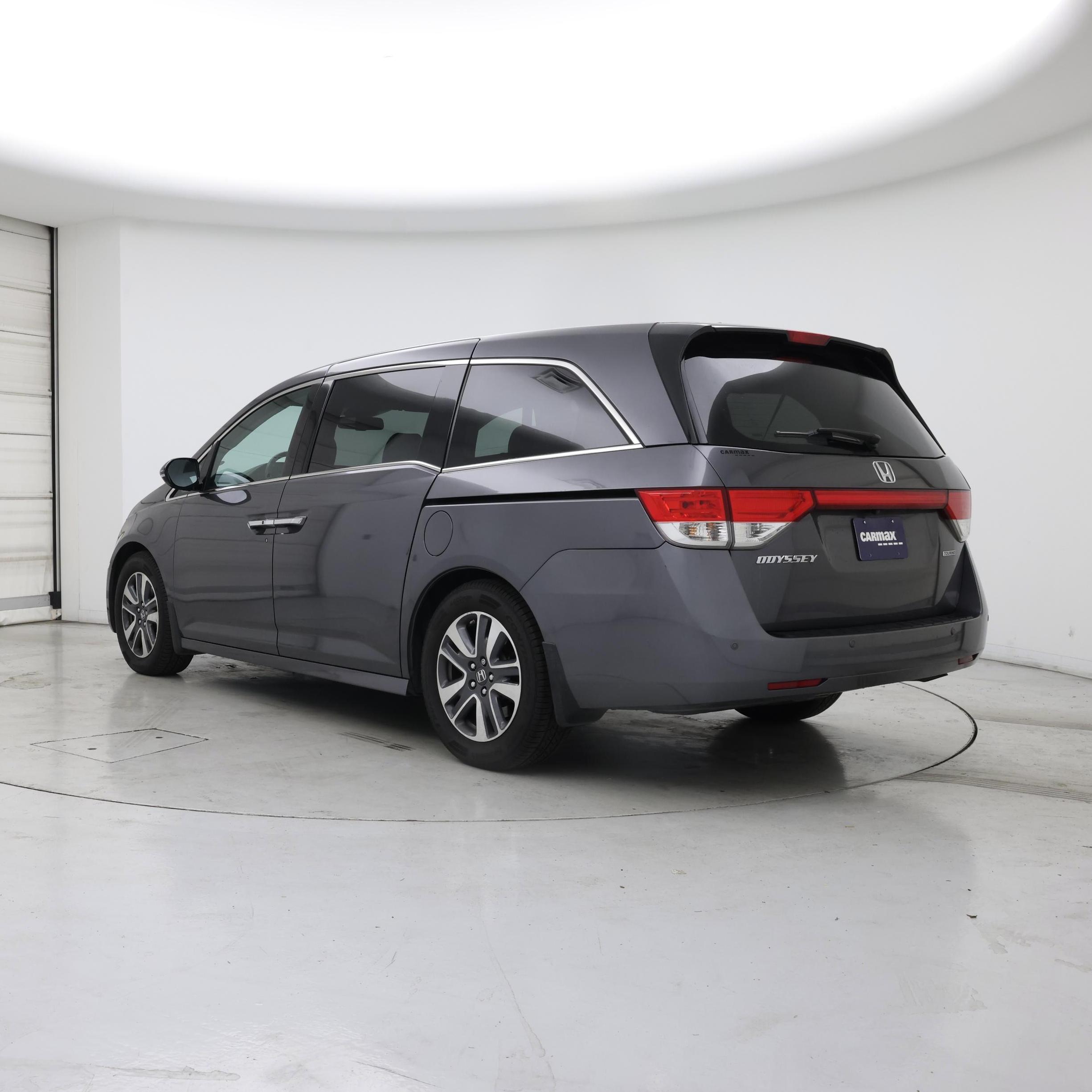 Thumbnail: 2017 Honda Odyssey - 2