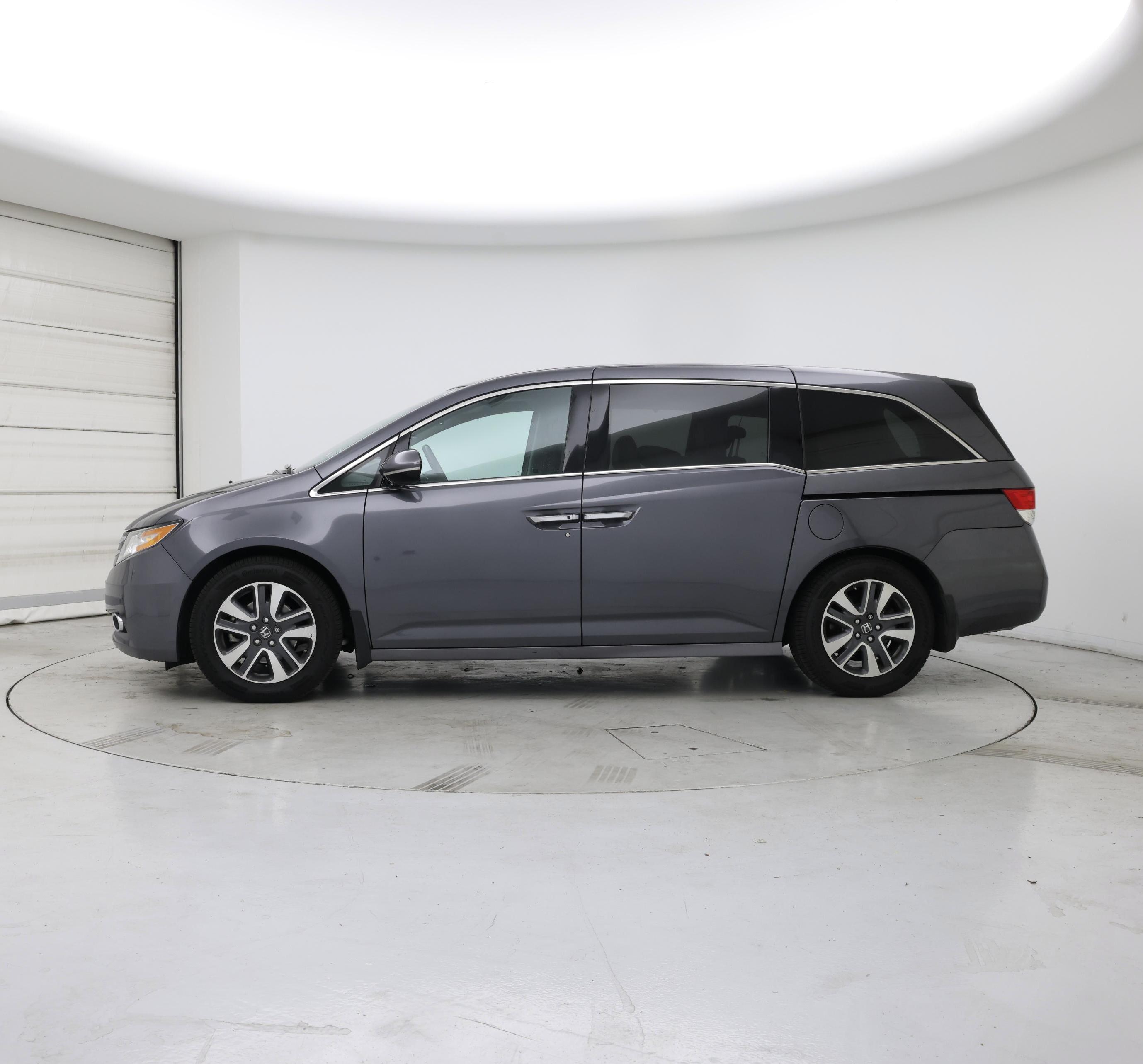 Thumbnail: 2017 Honda Odyssey - 3