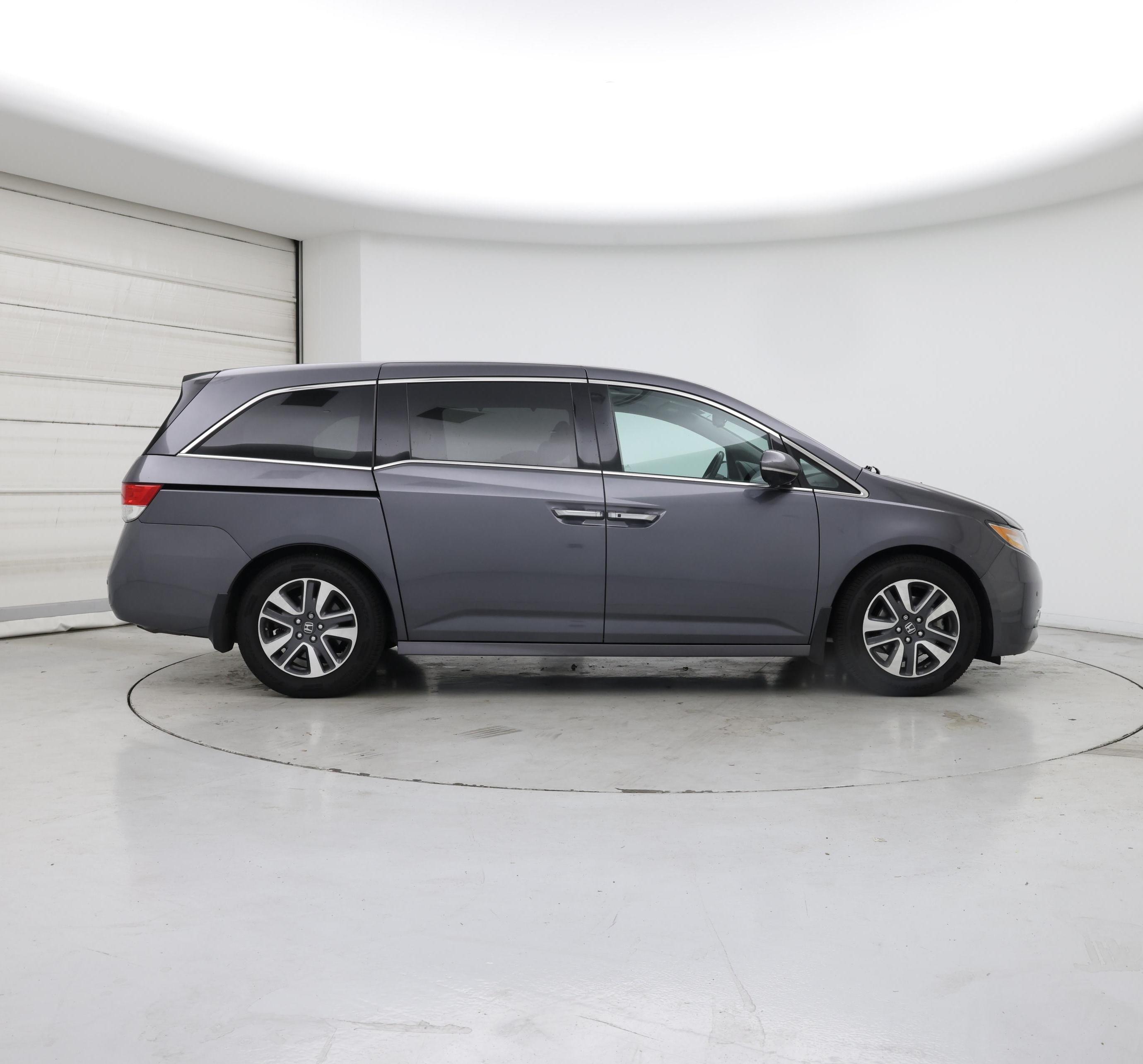 Thumbnail: 2017 Honda Odyssey - 7