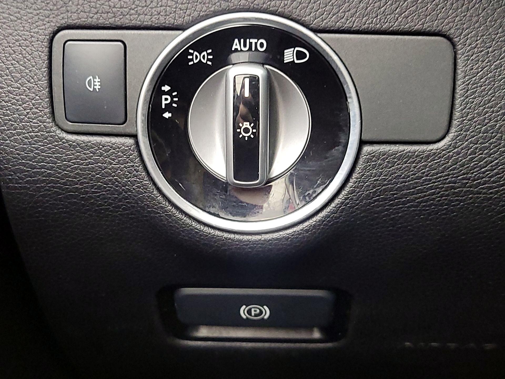 Thumbnail: 2017 Mercedes-Benz GLE - 13