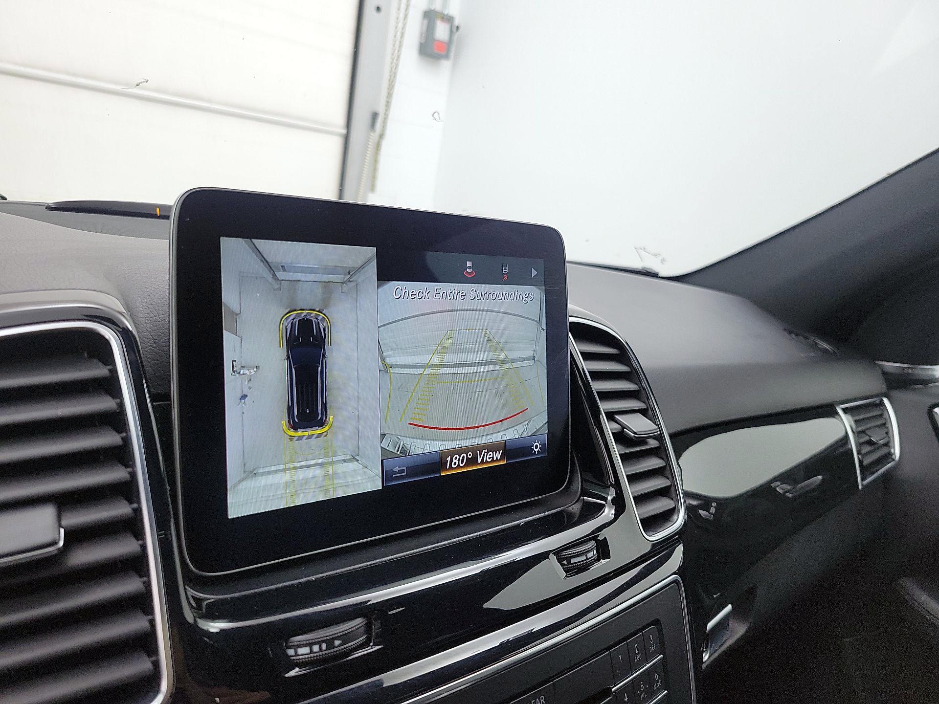 Thumbnail: 2017 Mercedes-Benz GLE - 15