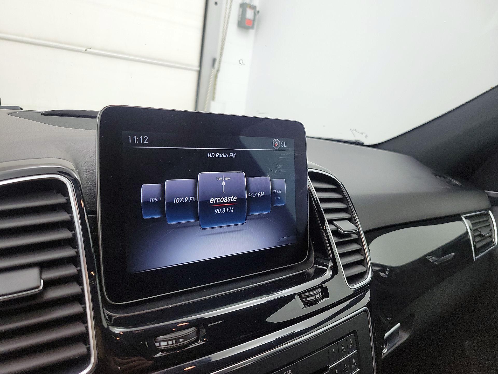 Thumbnail: 2017 Mercedes-Benz GLE - 16