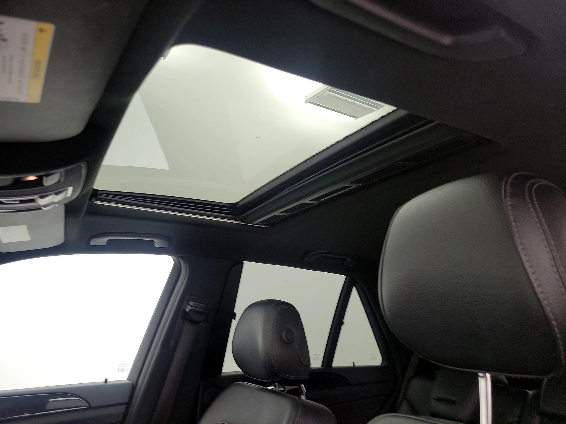 Thumbnail: 2017 Mercedes-Benz GLE - 20