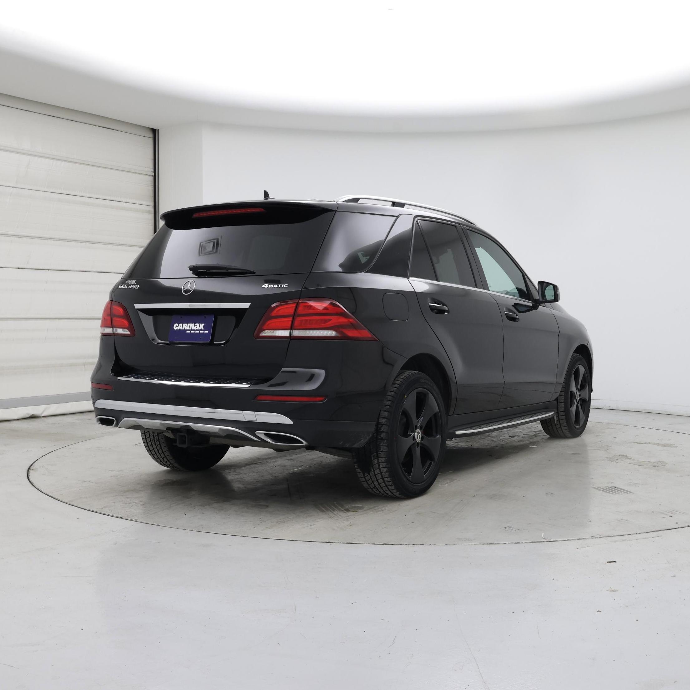 Thumbnail: 2017 Mercedes-Benz GLE - 8