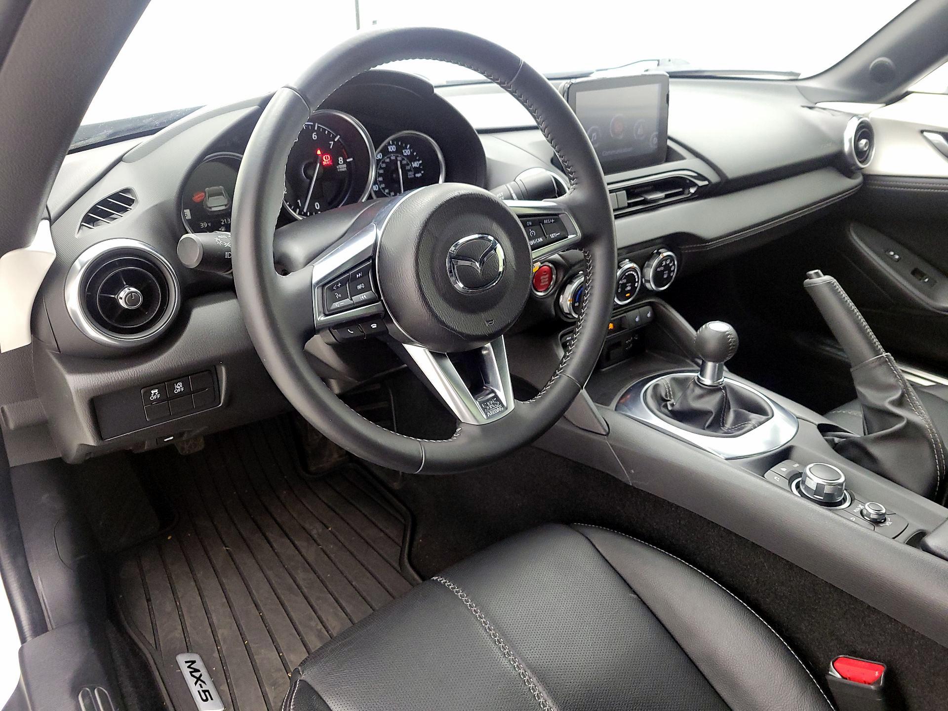 Thumbnail: 2021 Mazda MX-5 Miata - 9