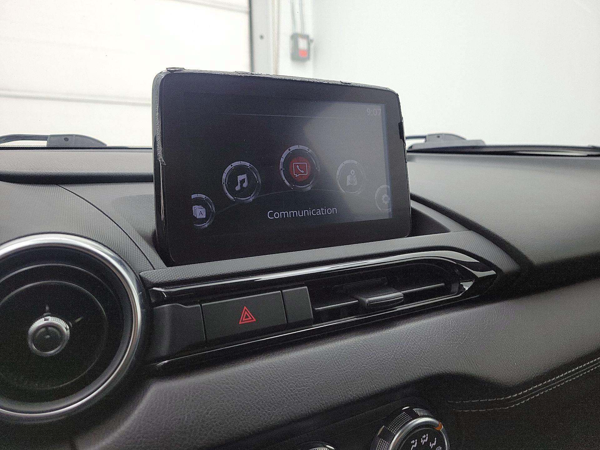 Thumbnail: 2021 Mazda MX-5 Miata - 14