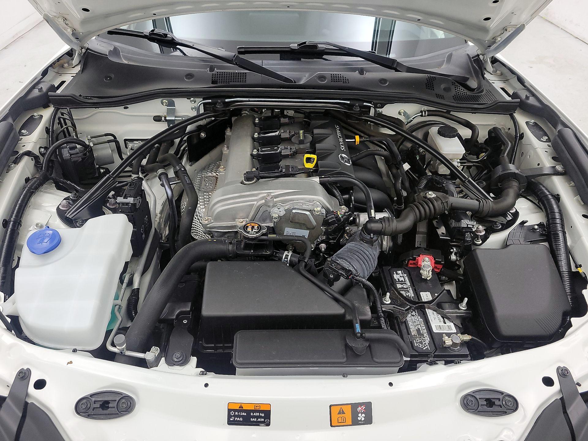 Thumbnail: 2021 Mazda MX-5 Miata - 18