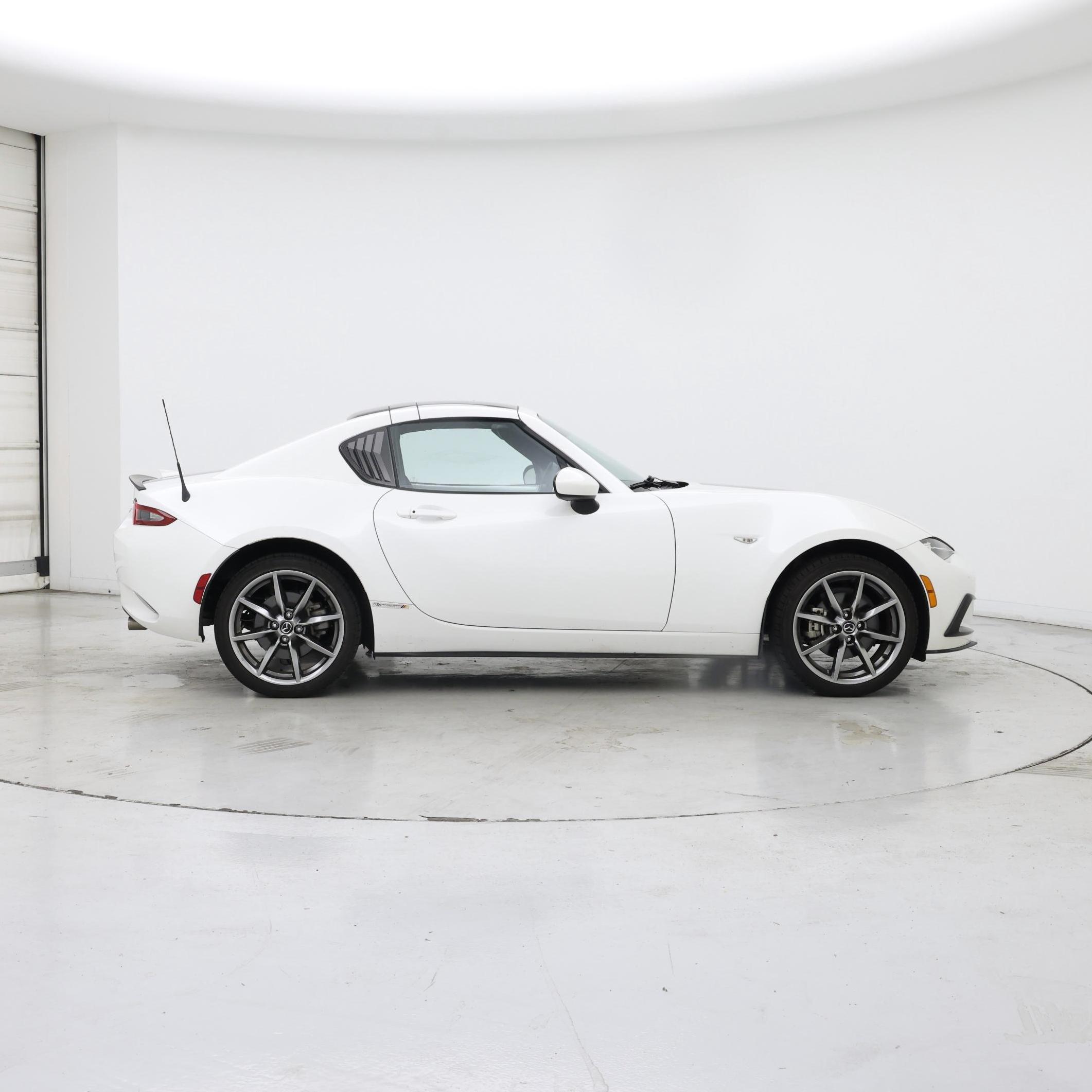 Thumbnail: 2021 Mazda MX-5 Miata - 7