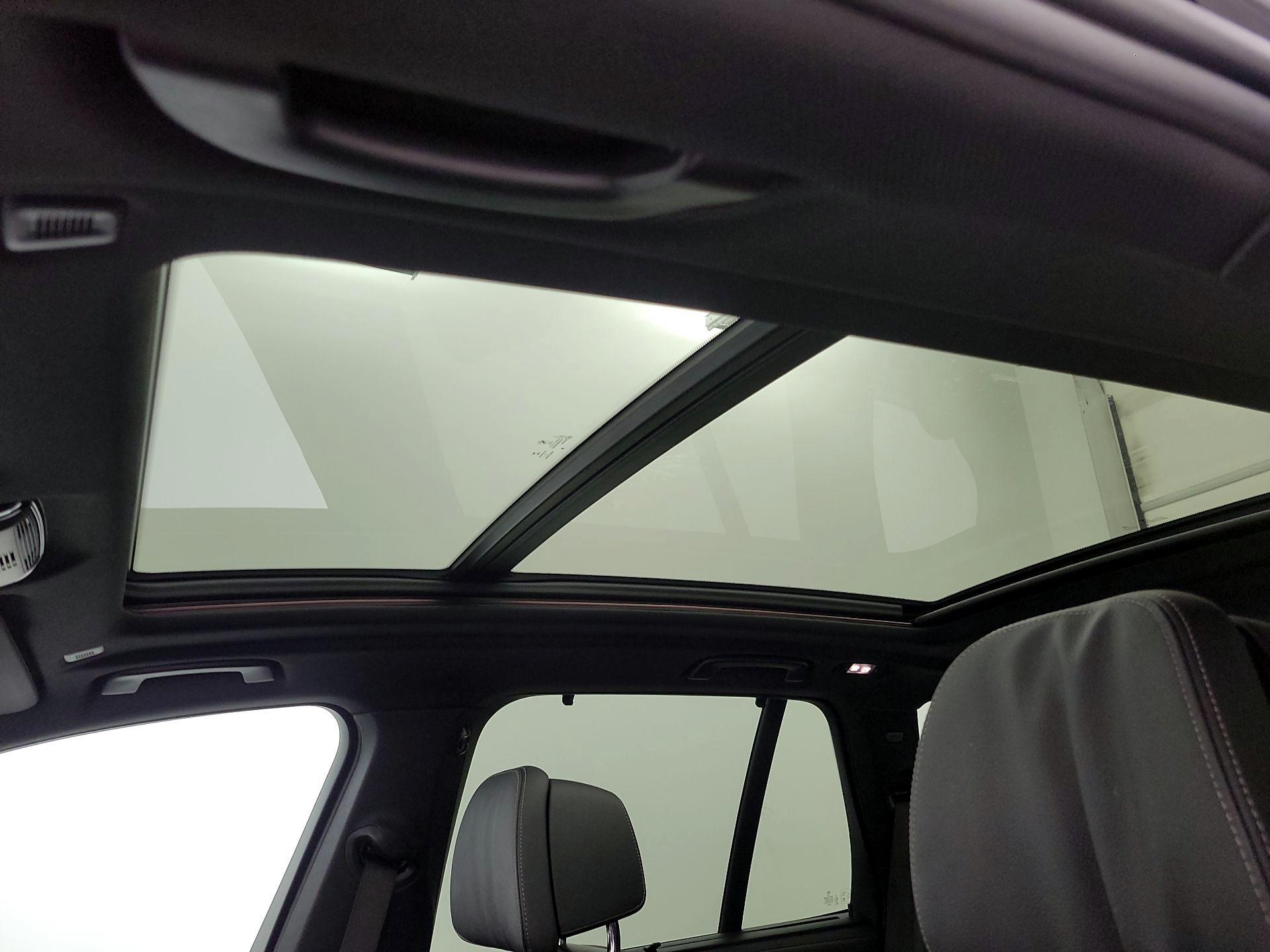 Thumbnail: 2020 BMW X5 - 19