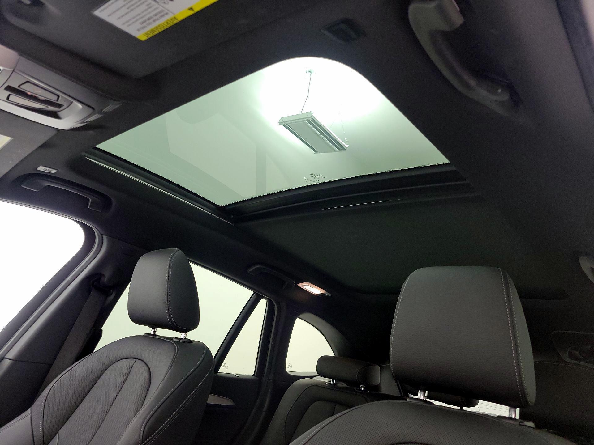 Thumbnail: 2019 BMW X1 - 20