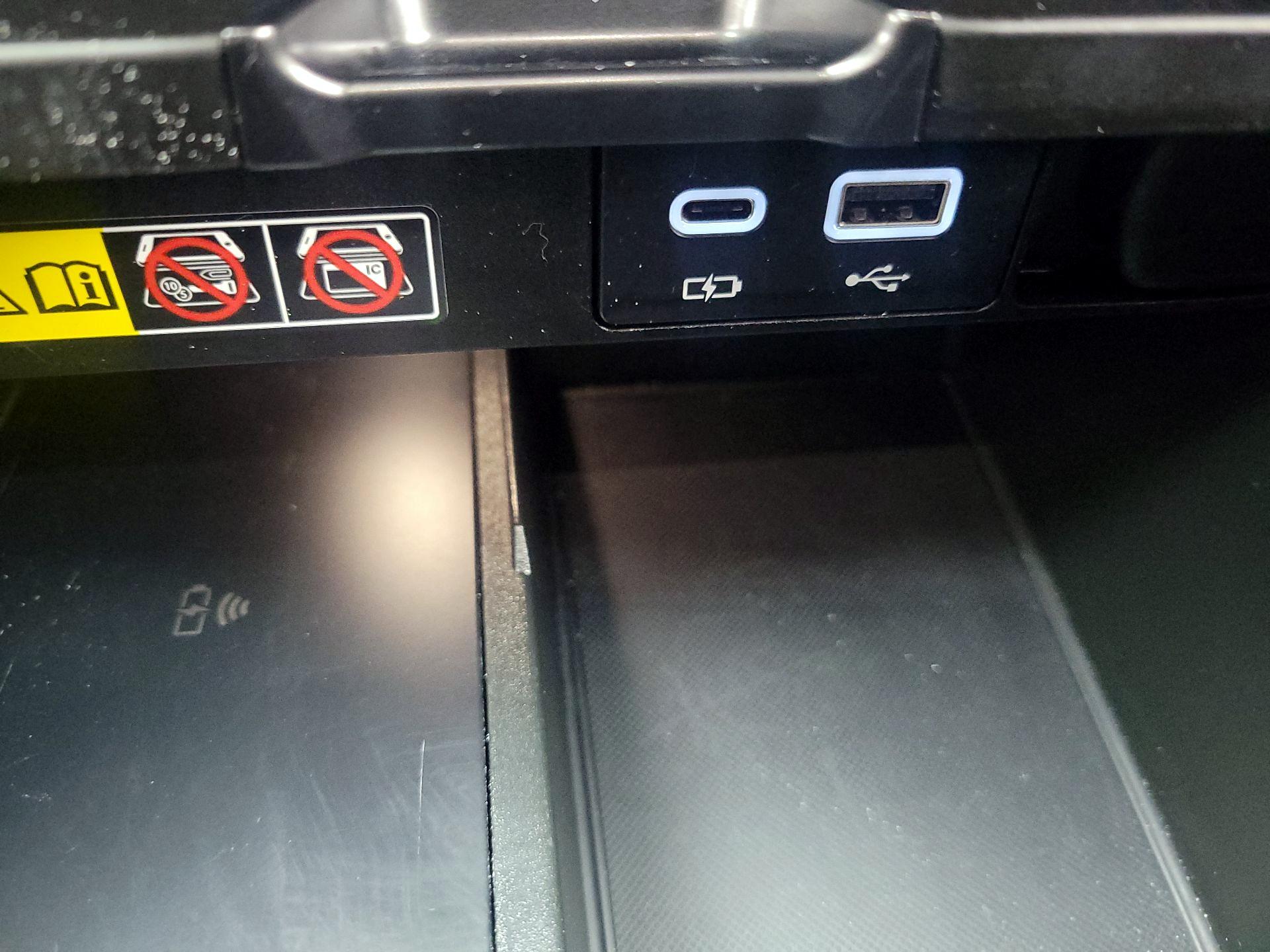 Thumbnail: 2023 Lexus RX - 19